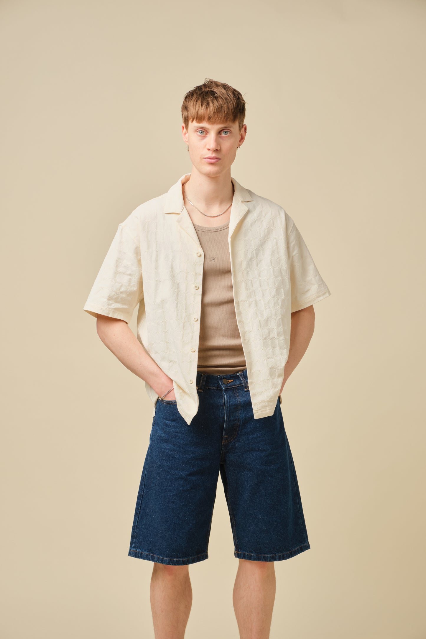 TONAL EMBROIDERY SCRIPT RIBBED VEST - BROWN
