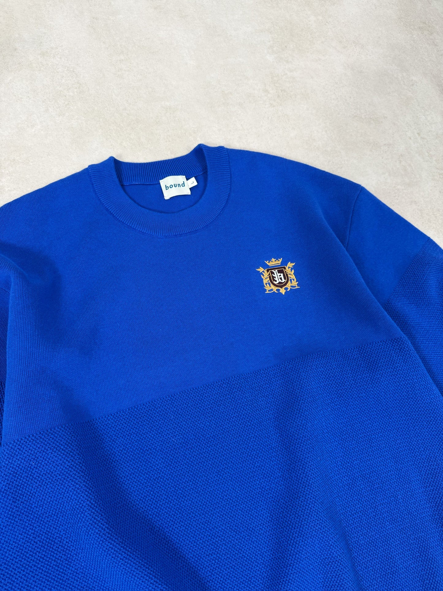 CREST PANEL KNIT SWEATER - ROYAL BLUE