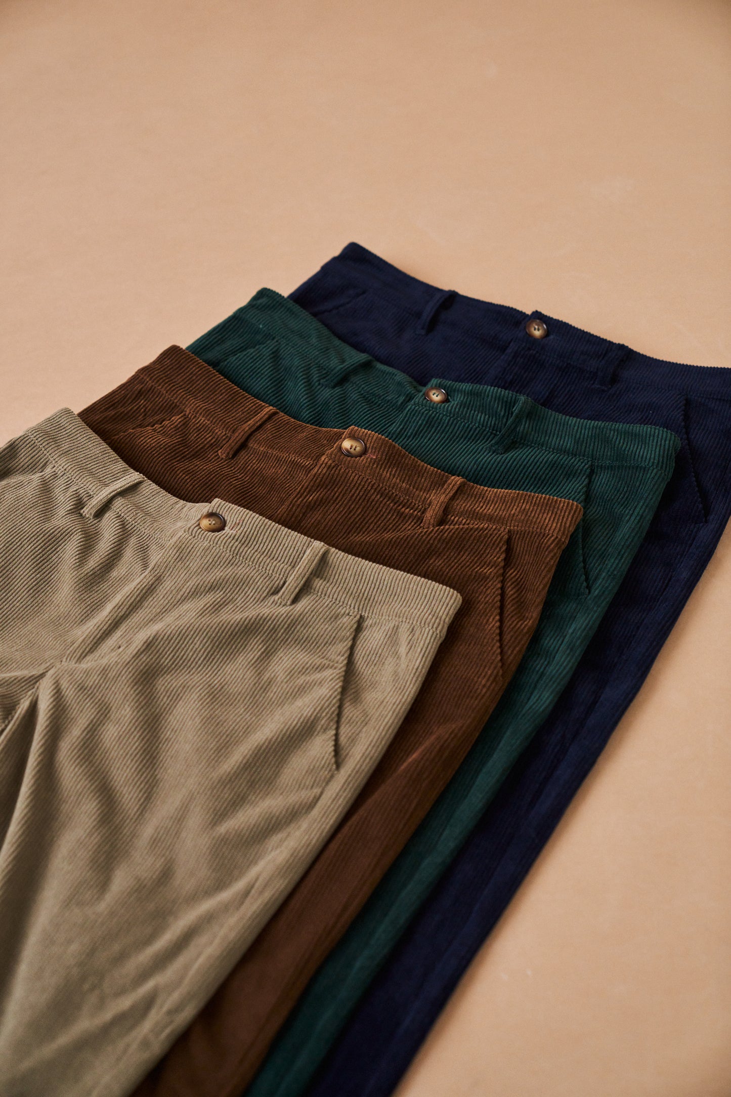 OCEAN NAVY CORDUROY TROUSERS