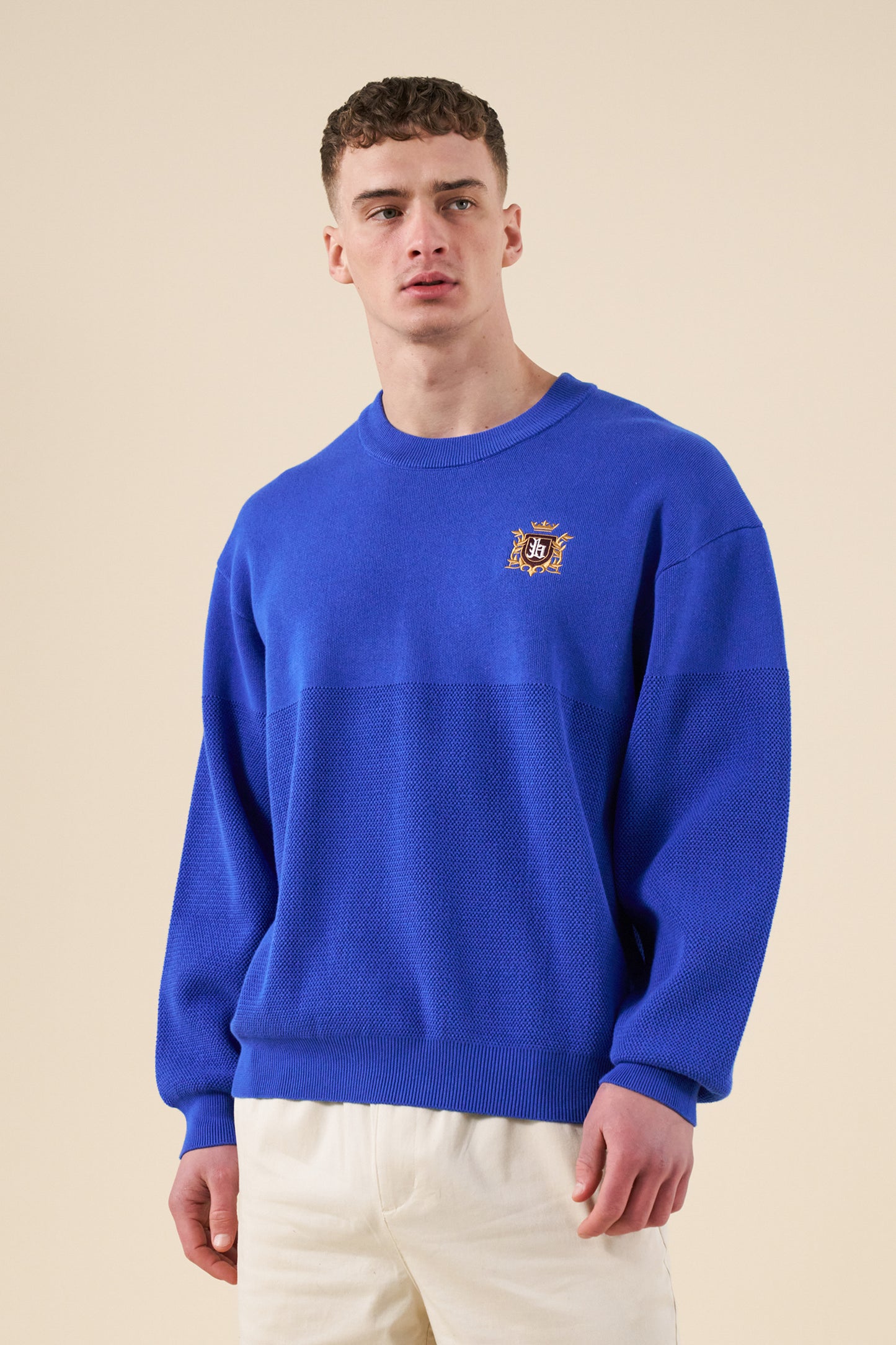 CREST PANEL KNIT SWEATER - ROYAL BLUE