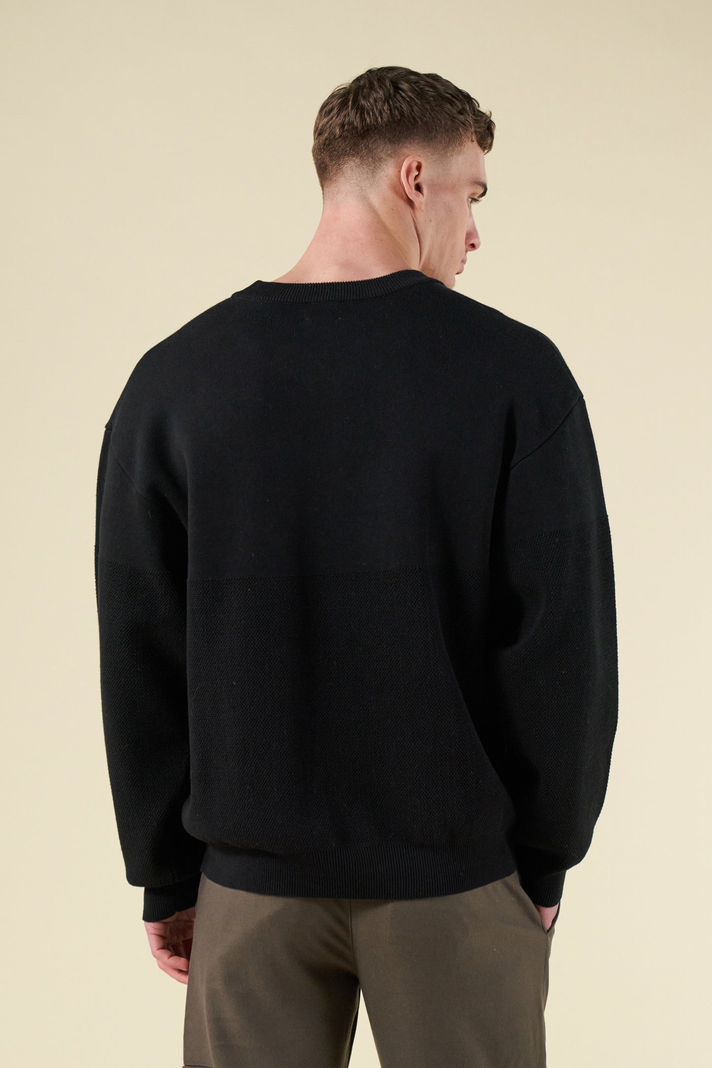 CREST PANEL KNIT SWEATER - BLACK