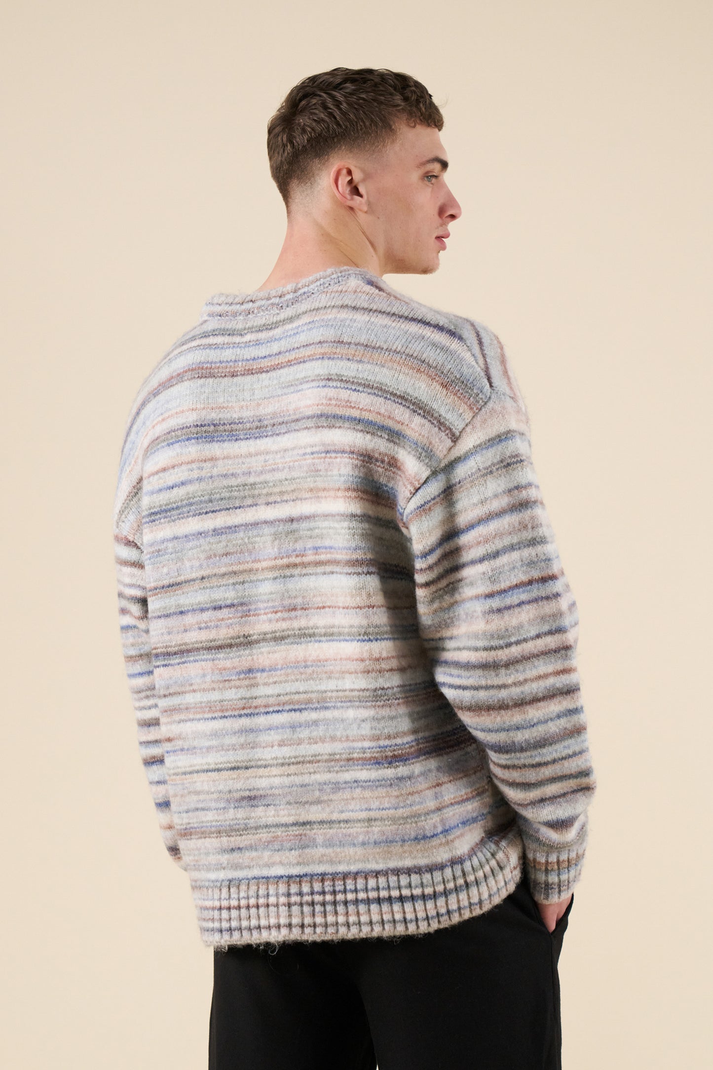 MULTI STRIPE FLUFFY KNIT