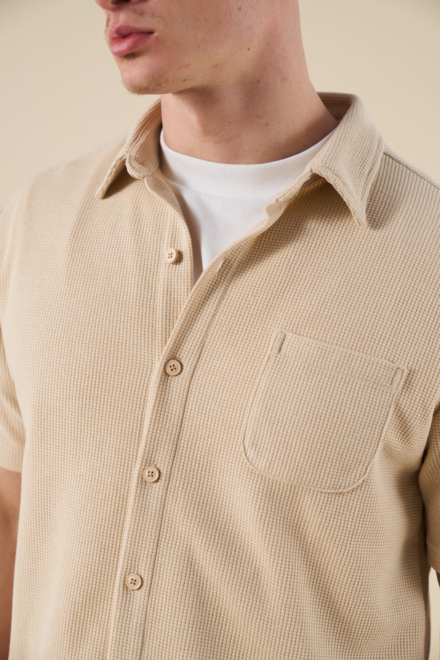 WAFFLE WOVEN POLO - BEIGE