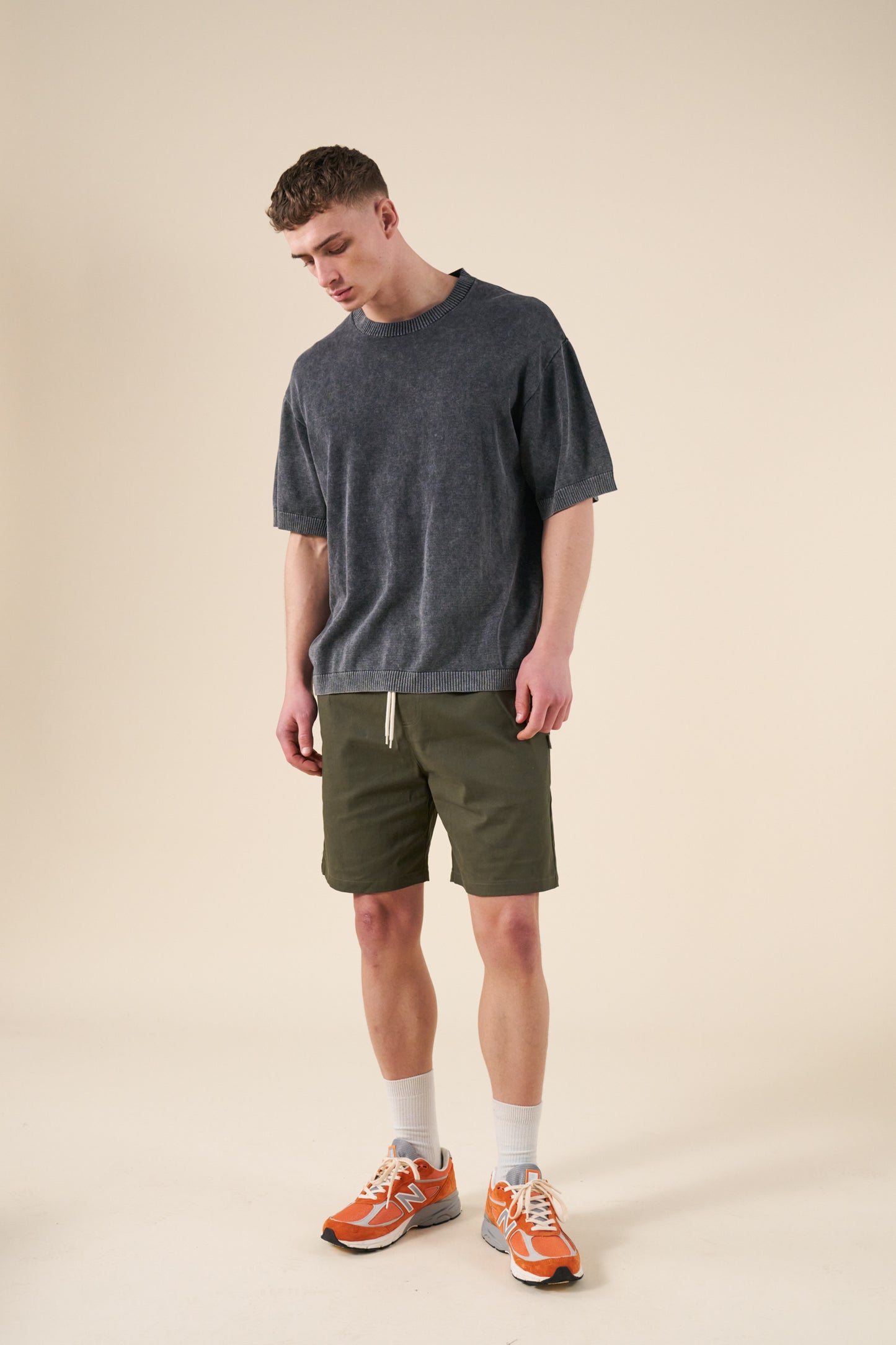 ACID WASH KNIT TEE - CHARCOAL
