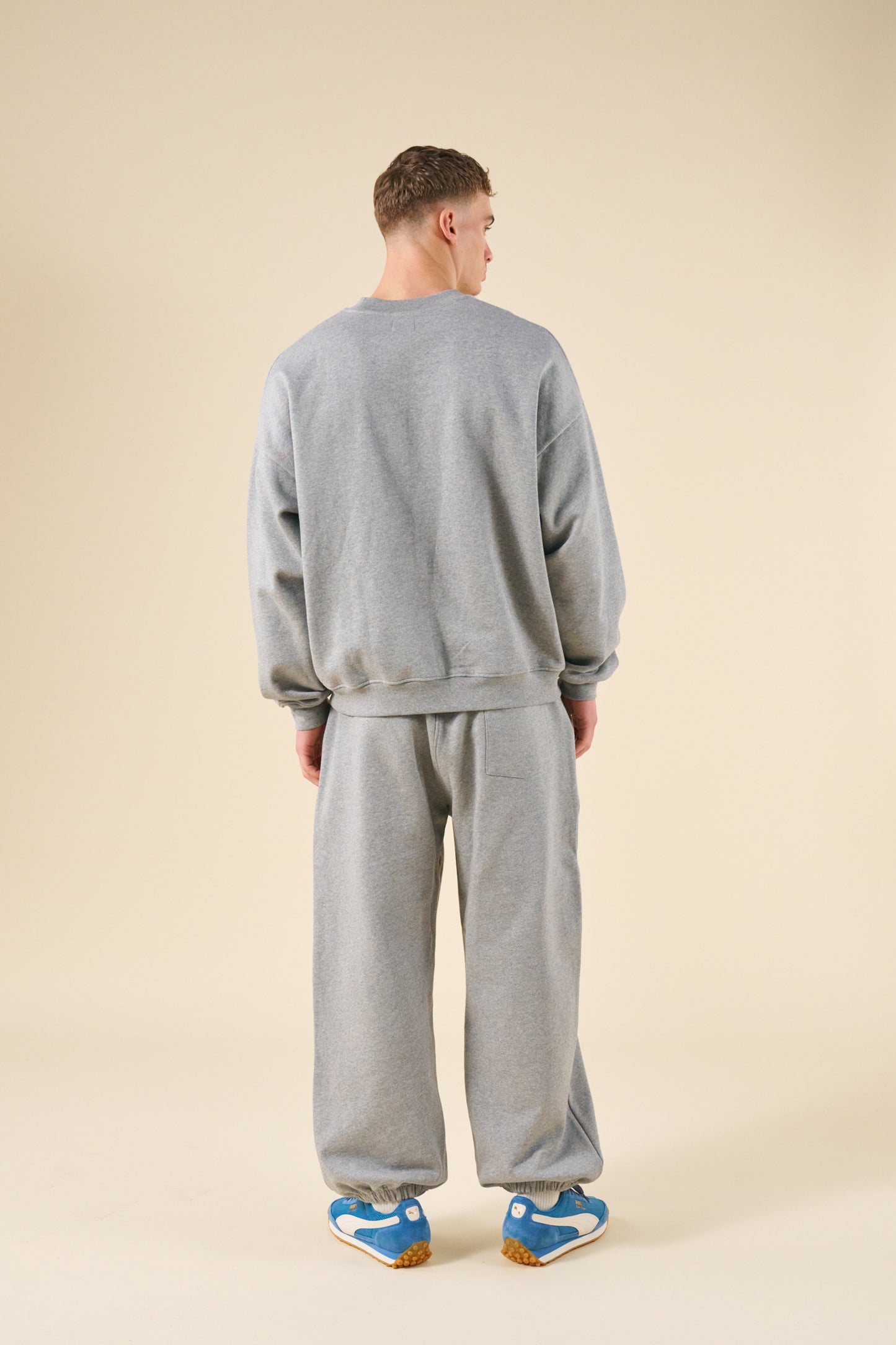 SUSTAIN HEAVY SWEATER - HEATHER GREY