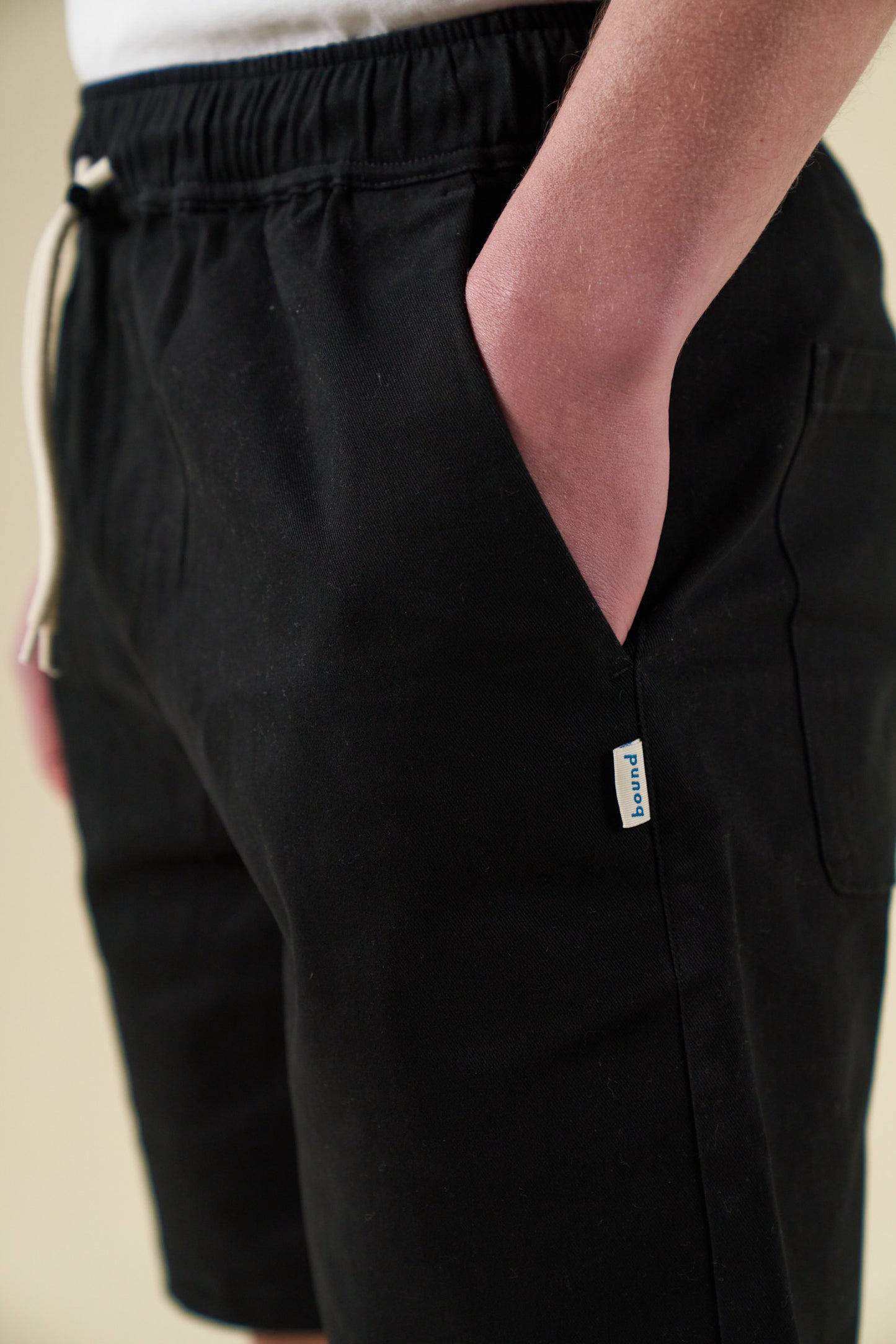 CANVAS SHORTS - BLACK