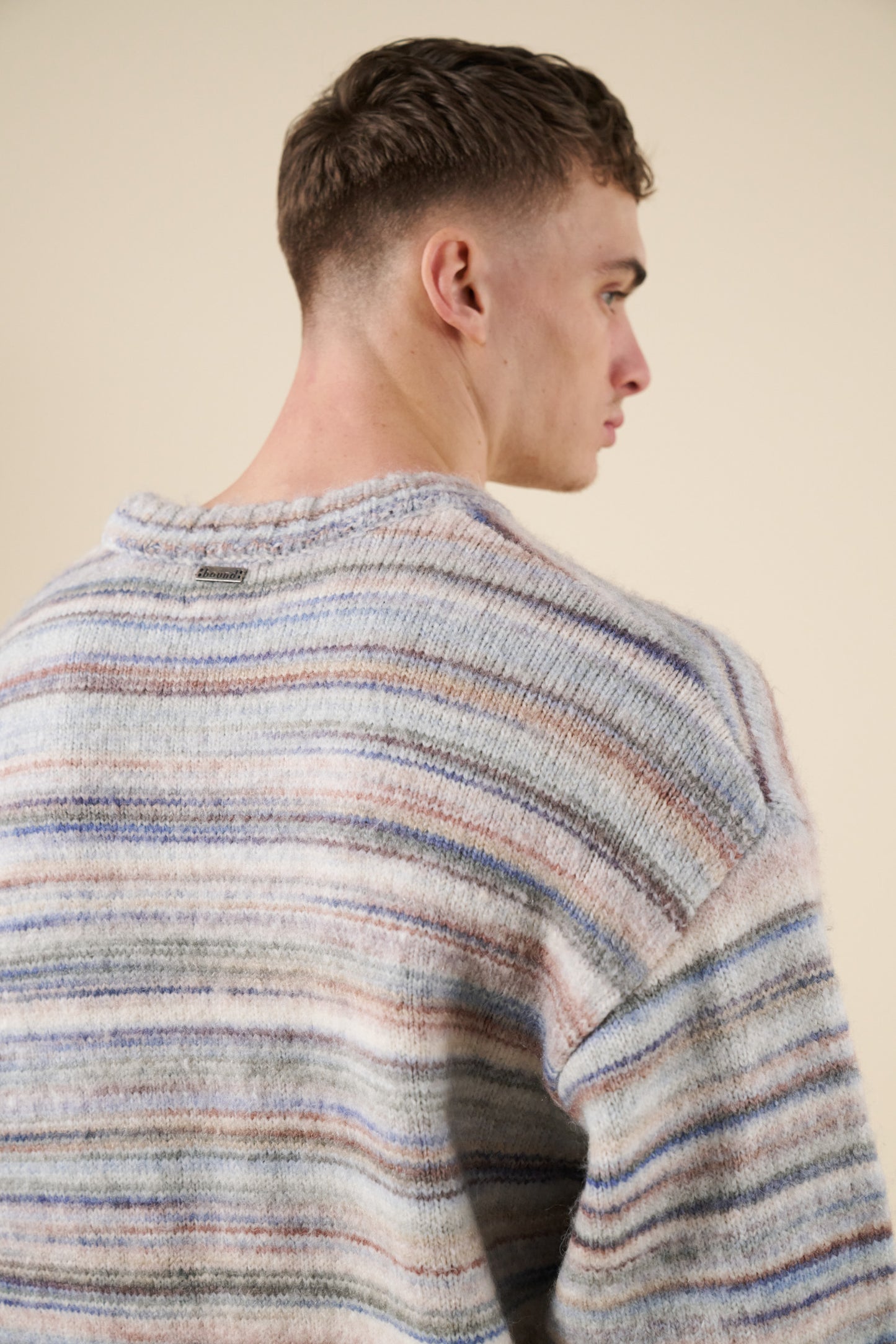 MULTI STRIPE FLUFFY KNIT