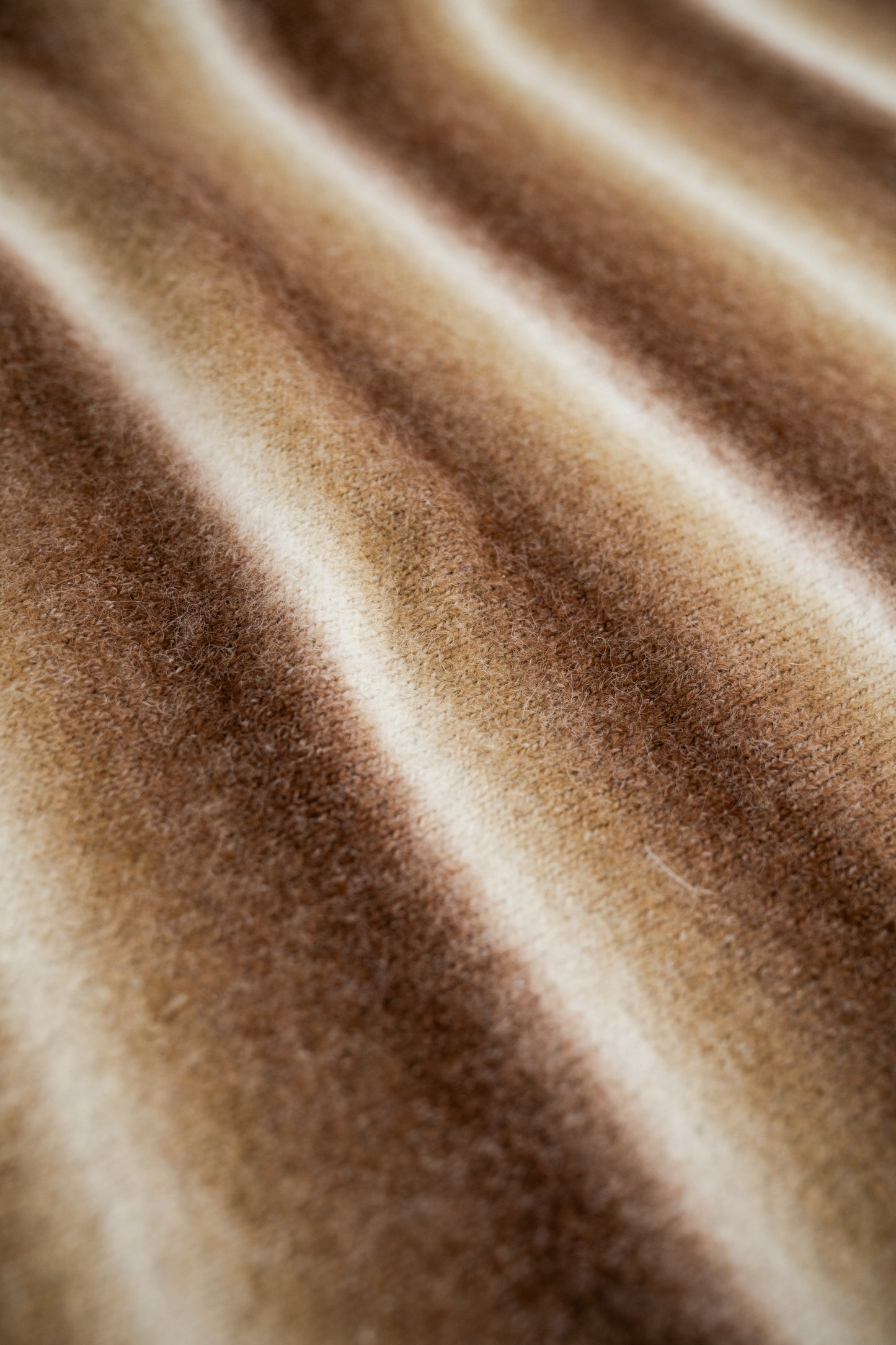 TOFFEE GRADIENT KNIT SWEATER