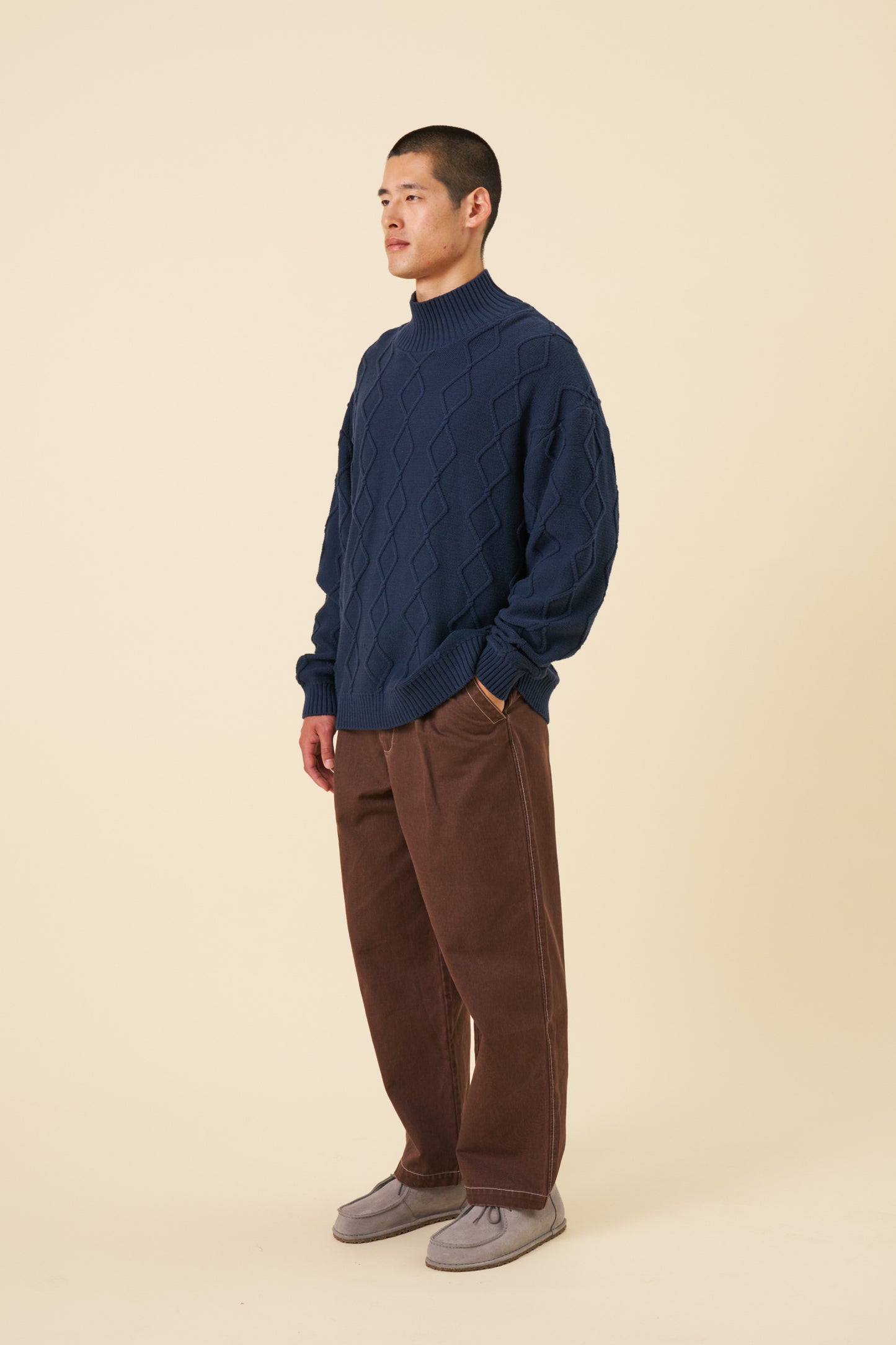 DIAMOND CABLE MOCK NECK KNIT - NAVY