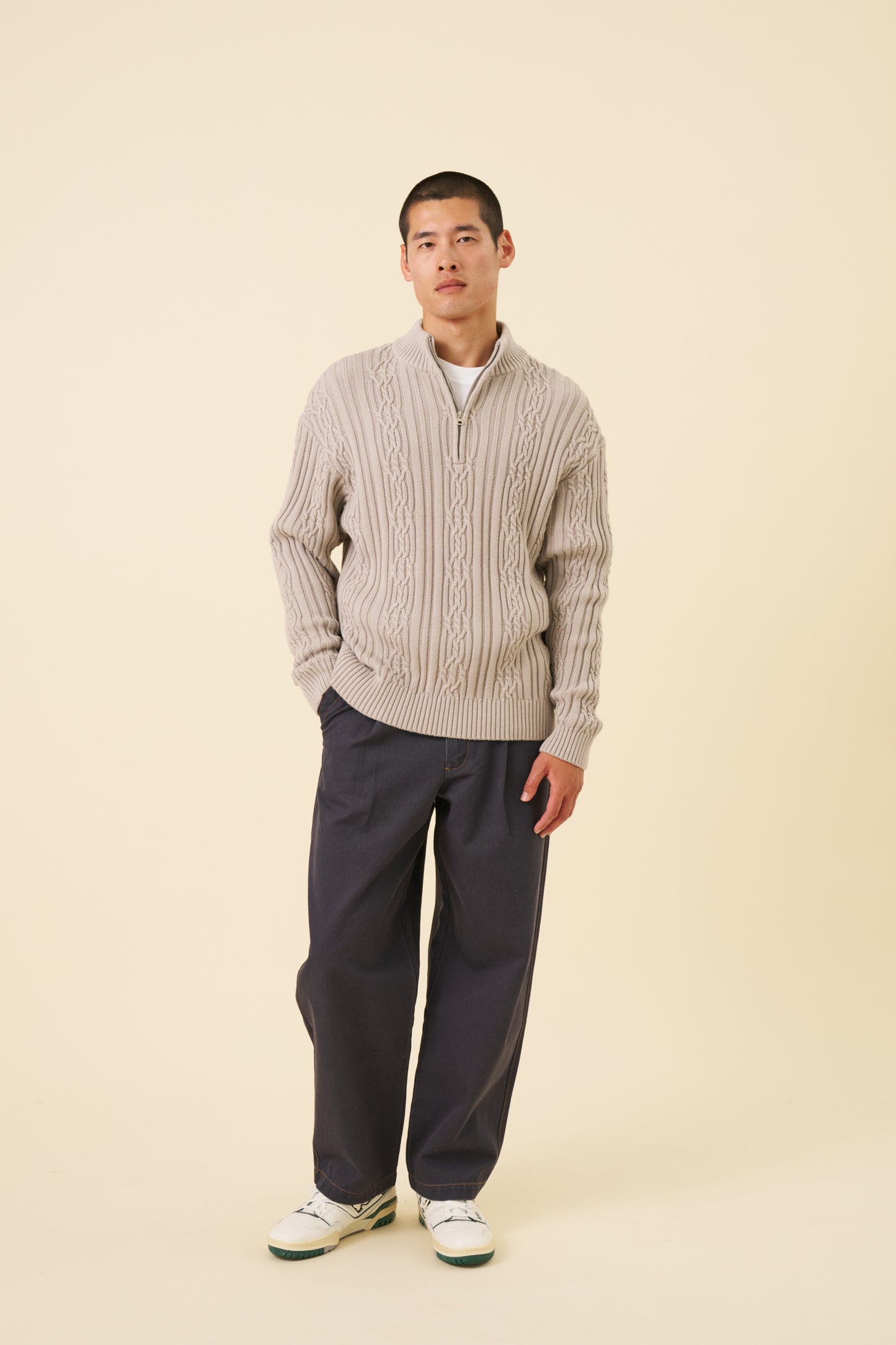 CABLE KNIT HALF ZIP - MID GREY