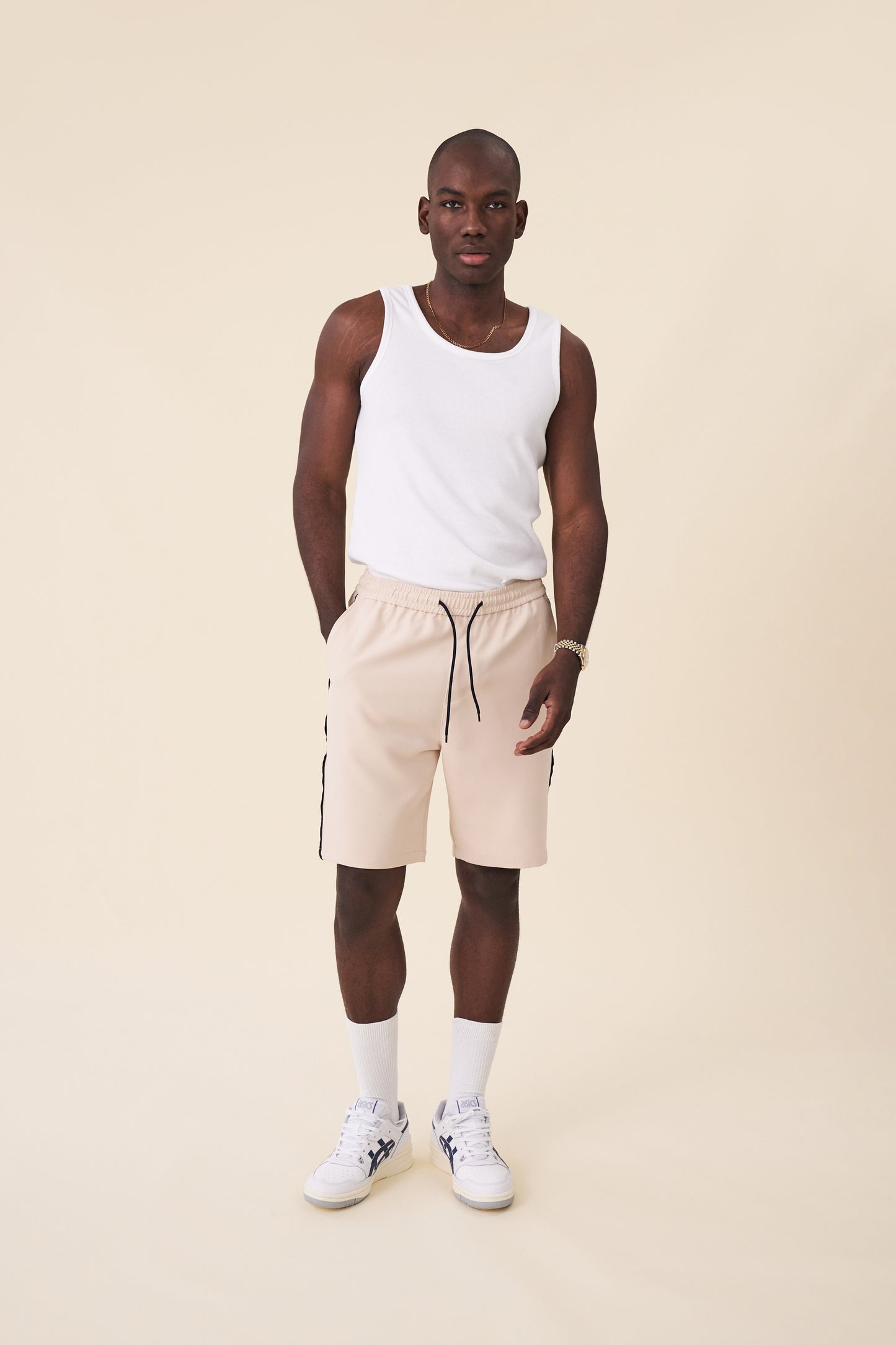 STRIPE TRACK SHORTS - BEIGE / NAVY