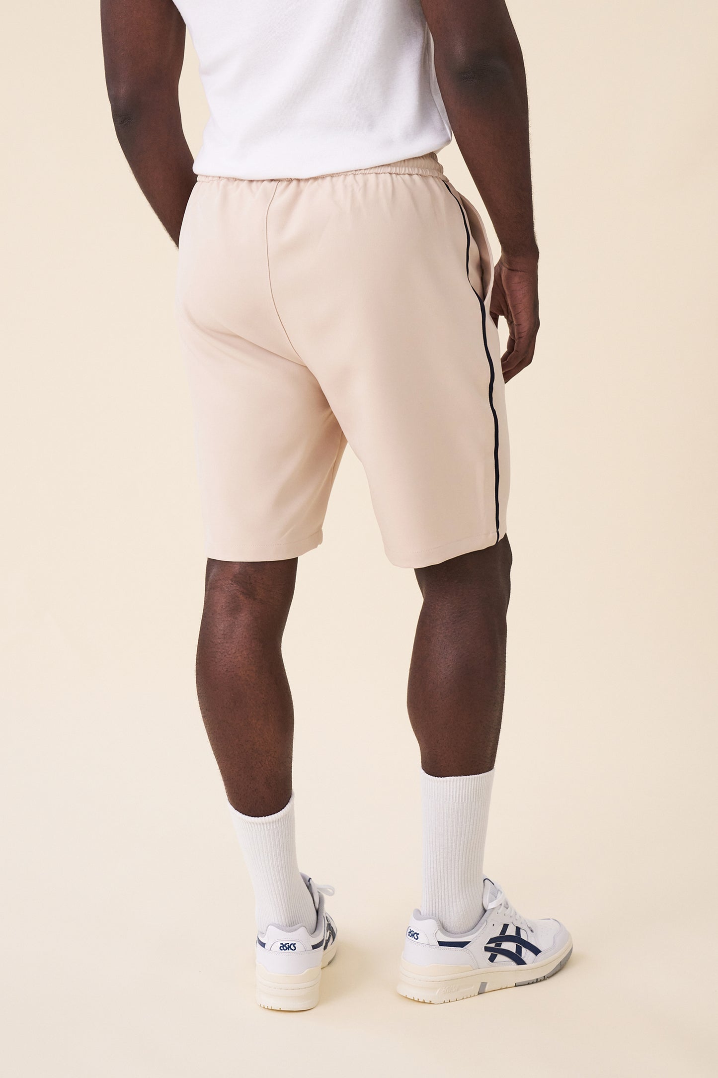 STRIPE TRACK SHORTS - BEIGE / NAVY