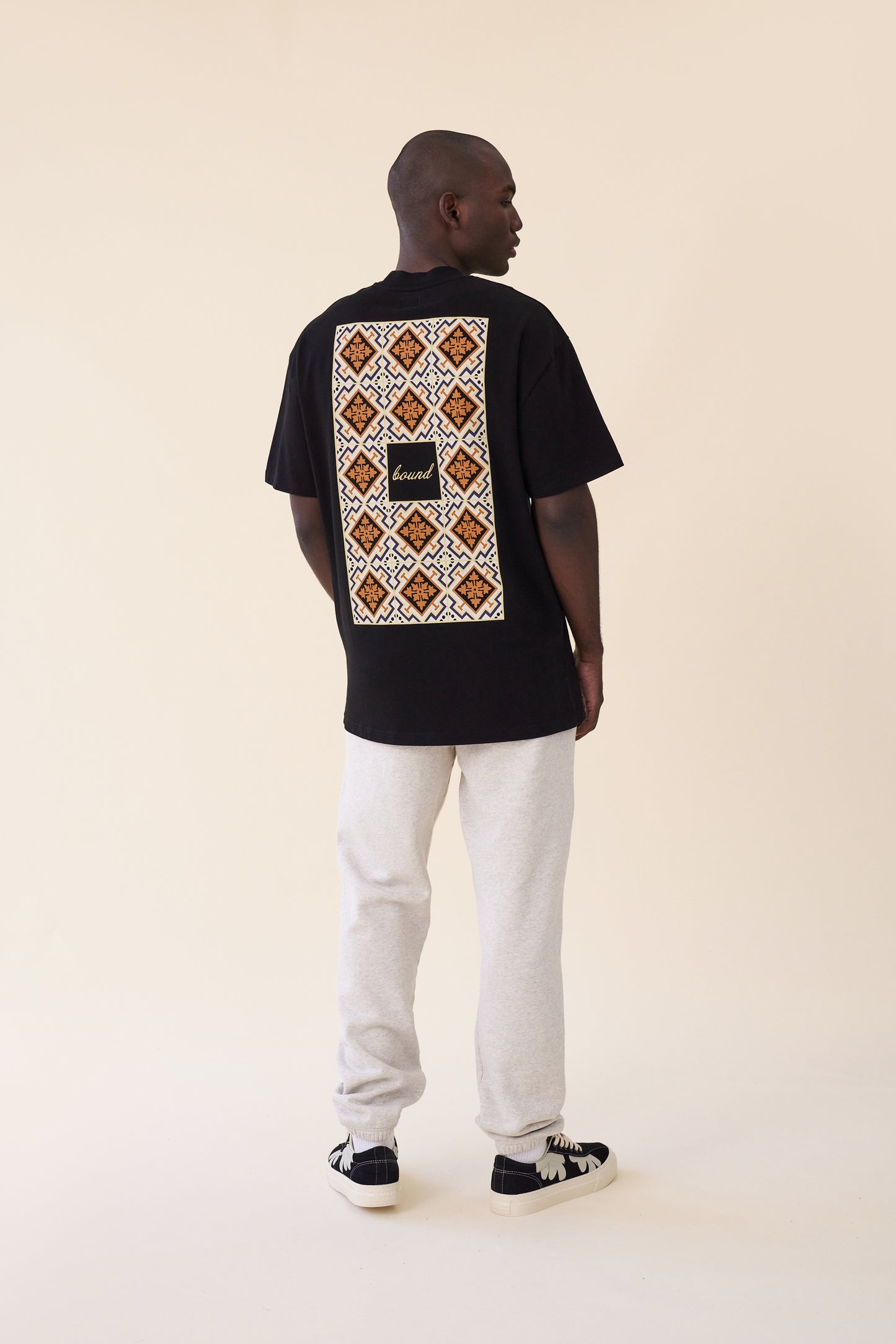 PORTO AZULEJOS TEE - BLACK