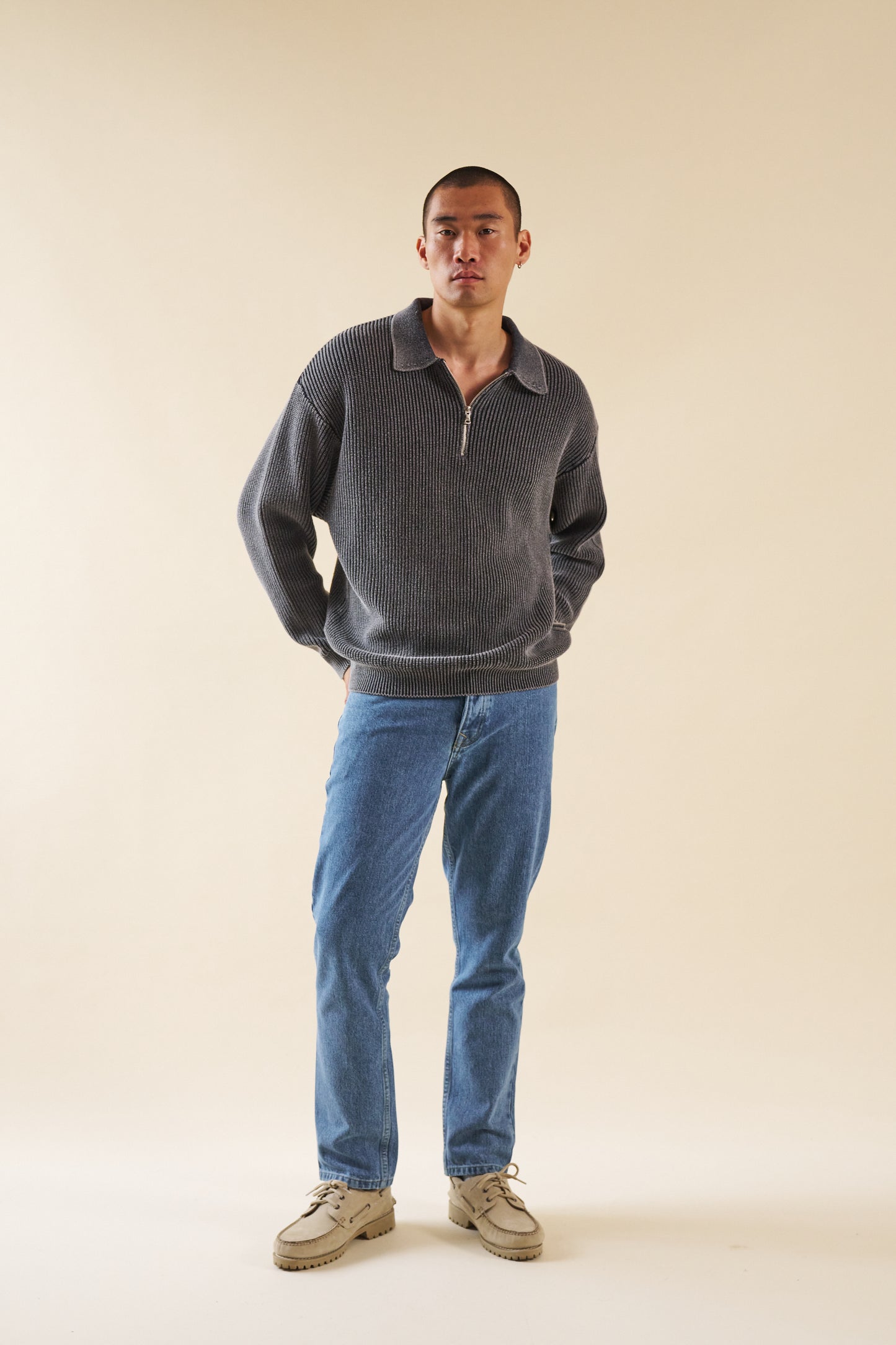 CHARCOAL ACID WASH  HALF ZIP KNIT PULLOVER