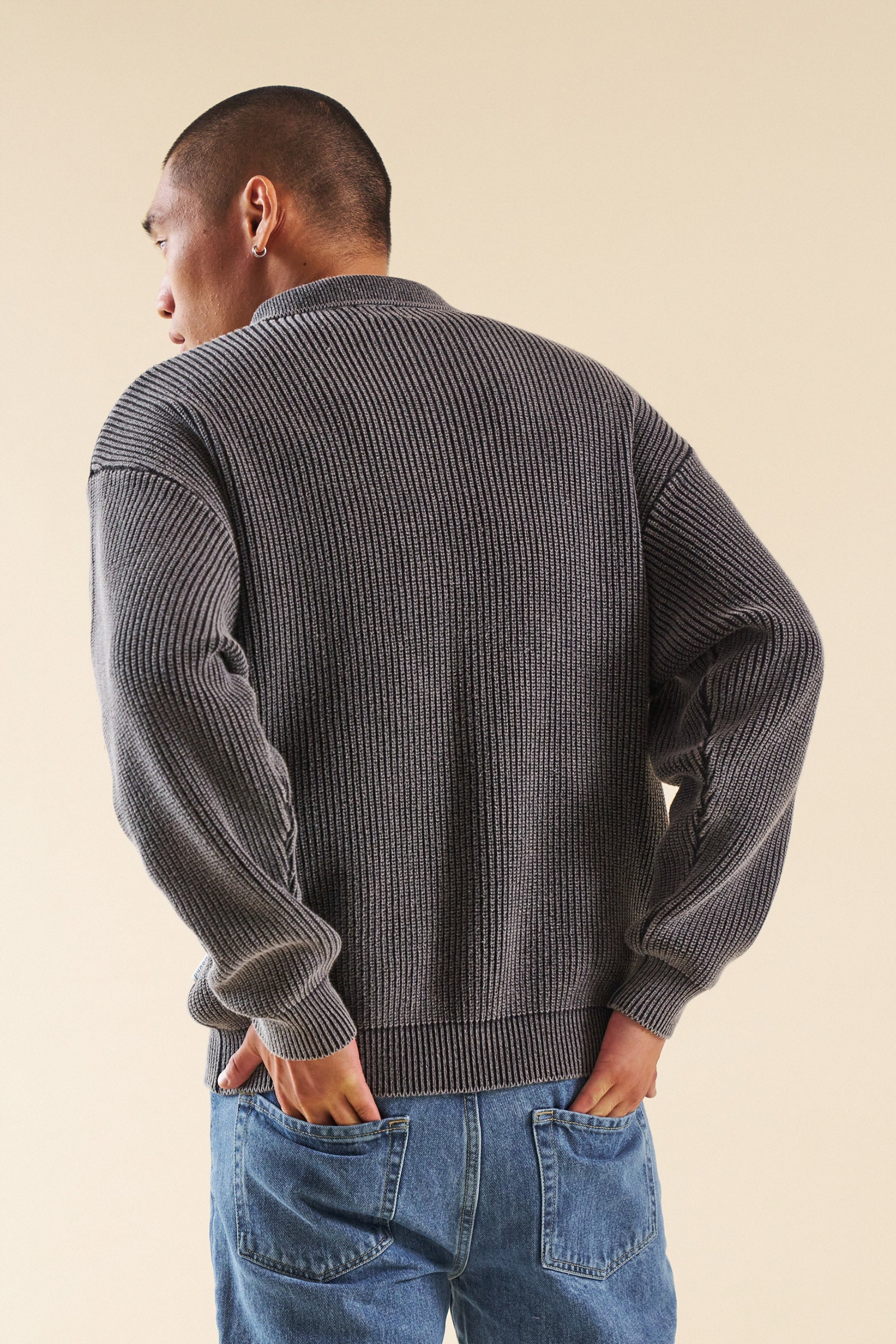 CHARCOAL ACID WASH HALF ZIP KNIT PULLOVER – bound