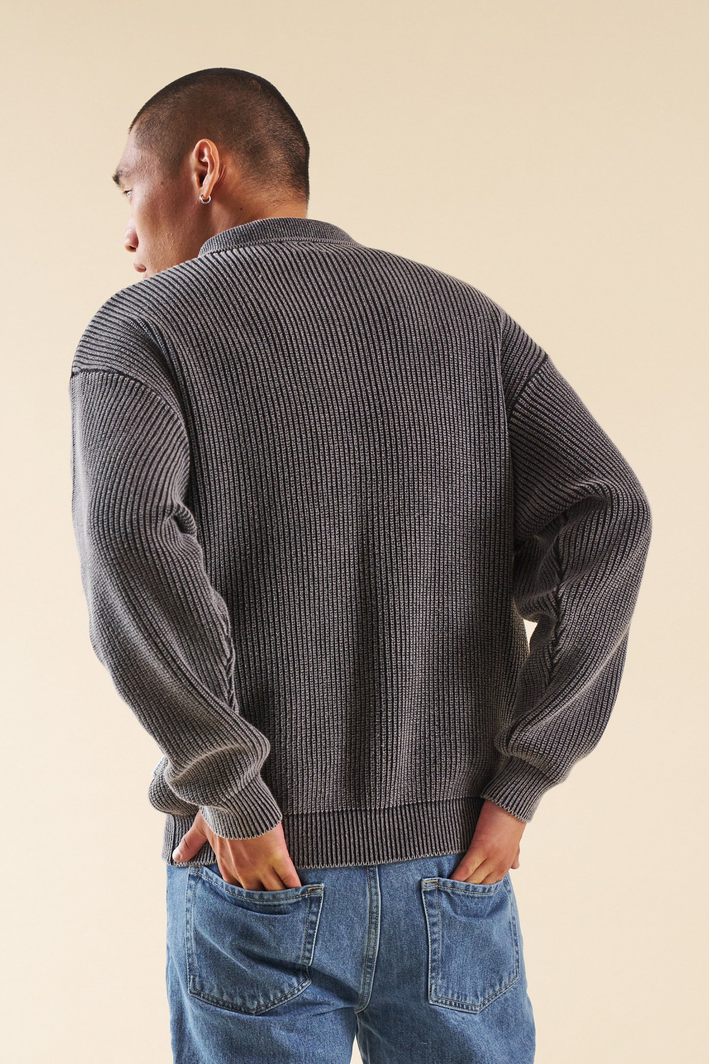 CHARCOAL ACID WASH  HALF ZIP KNIT PULLOVER