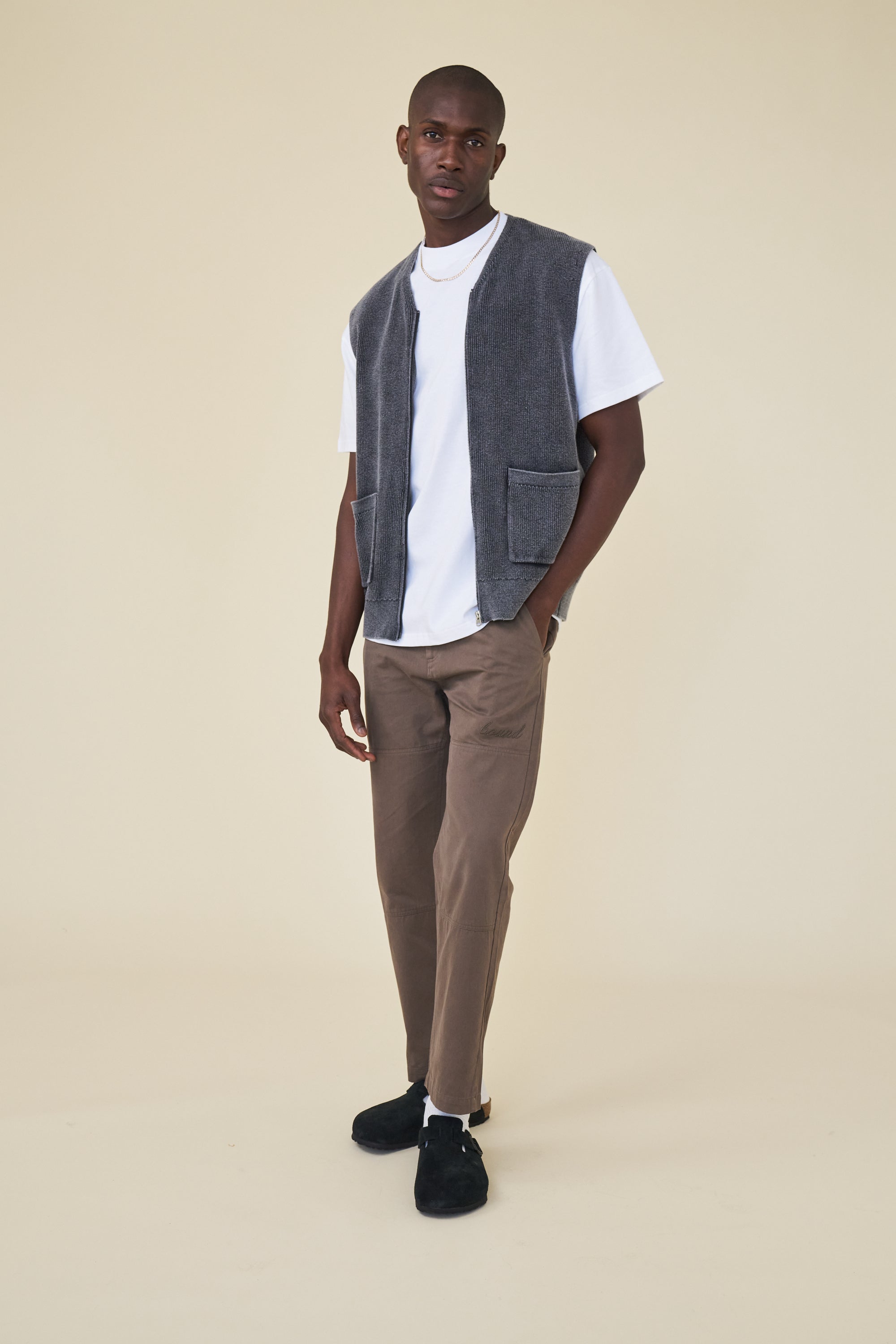 CHARCOAL ACID WASH KNIT VEST – bound