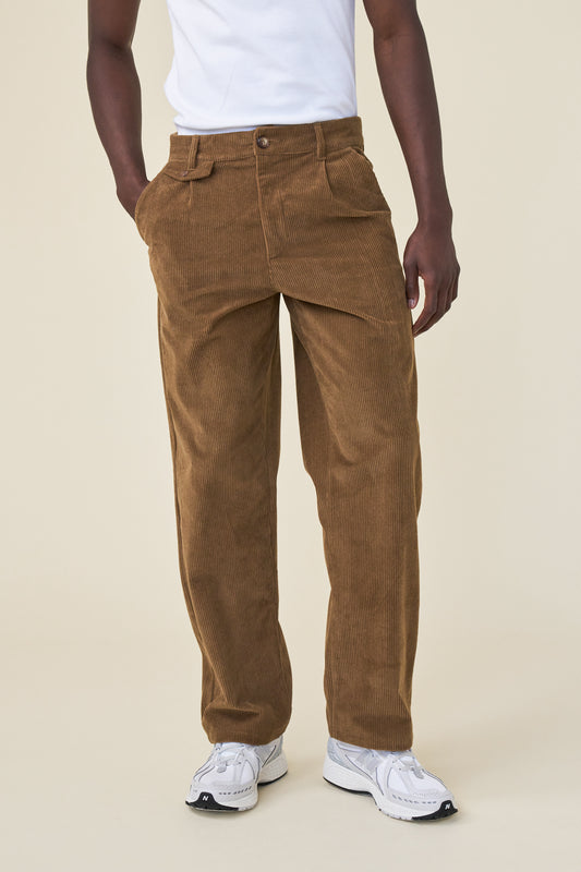 RELAXED CORDUROY TROUSER - PECAN BROWN