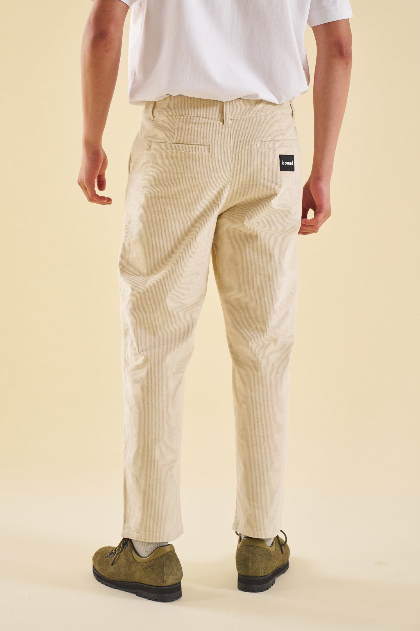 BARLEY CREAM CORDUROY TROUSERS