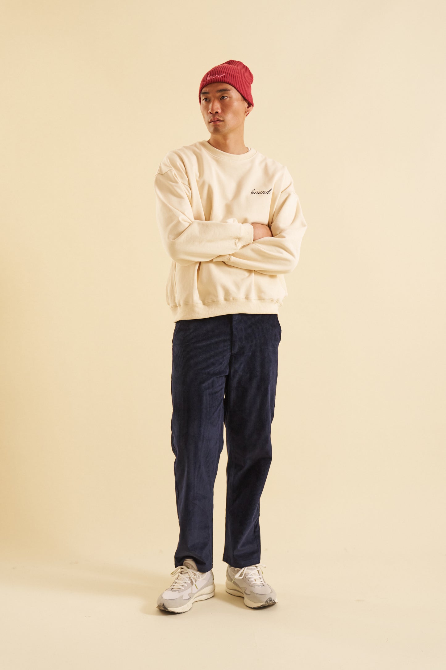 OCEAN NAVY CORDUROY TROUSERS