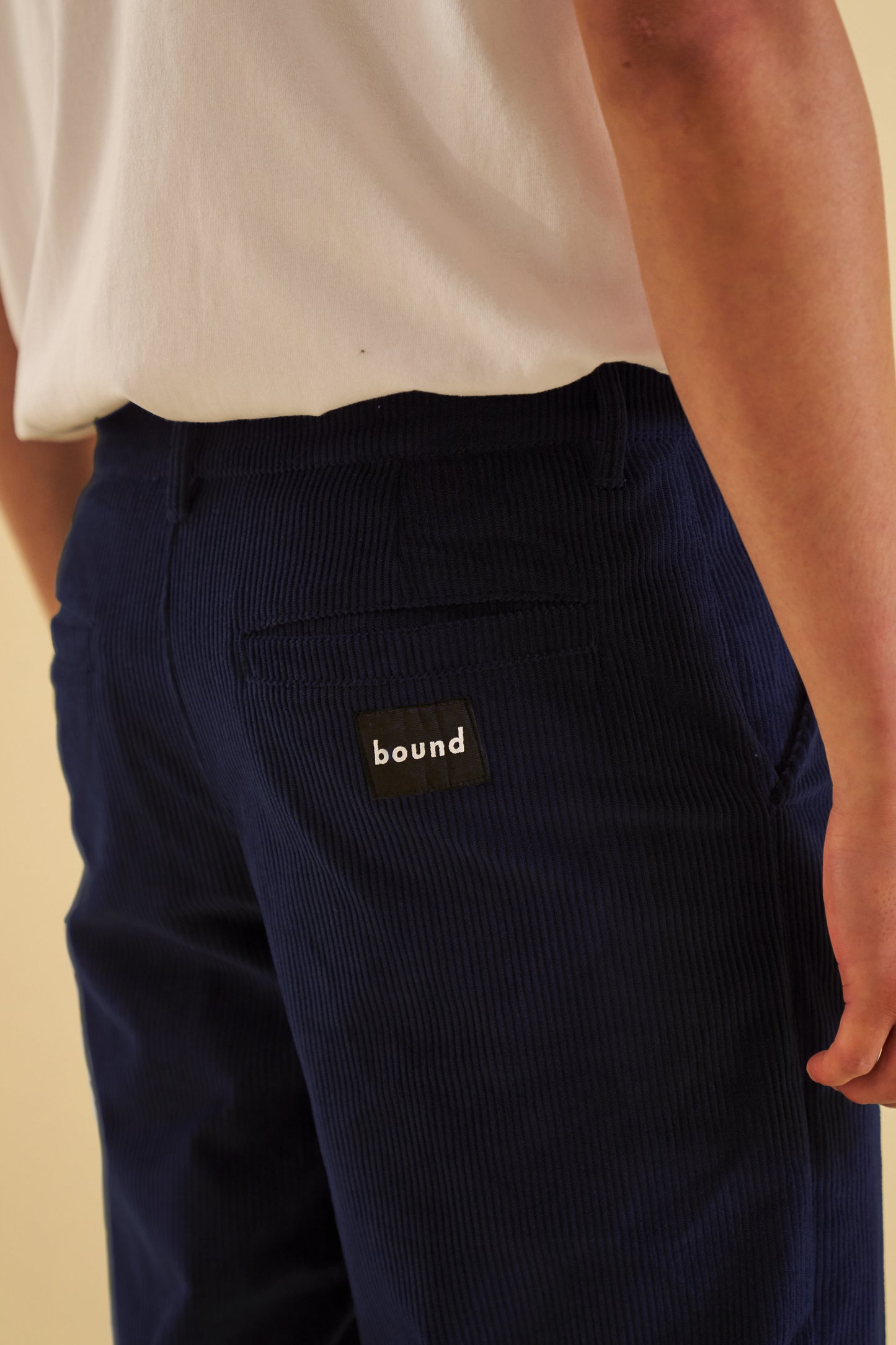 OCEAN NAVY CORDUROY TROUSERS