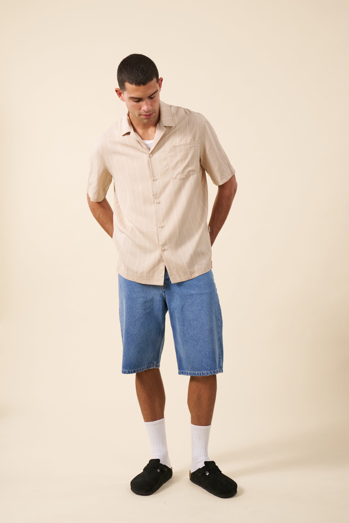 STRIPE TENCEL RAGLAN SHIRT - BEIGE