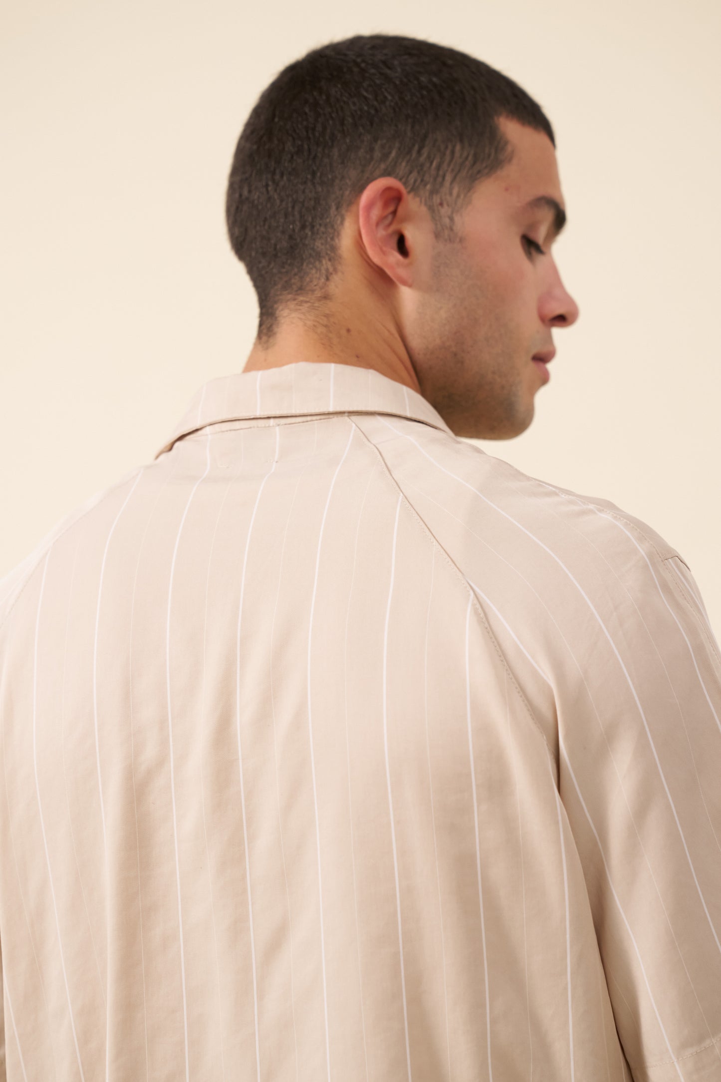 STRIPE TENCEL RAGLAN SHIRT - BEIGE