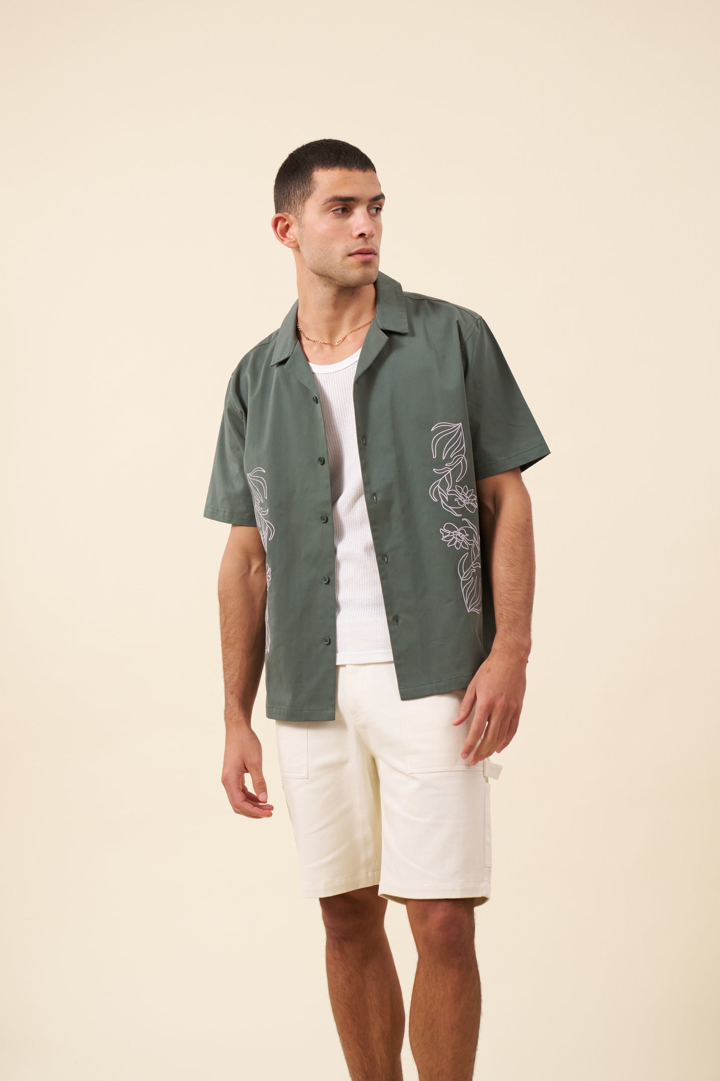 FLORAL EMBROIDERED SHIRT - GREEN