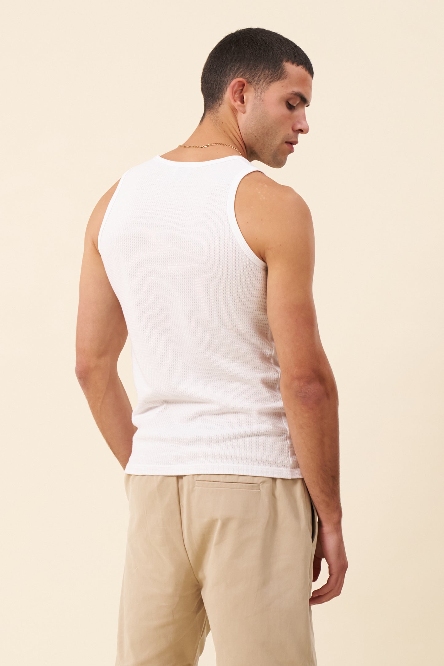 SUSTAIN WHITE CROCHET VEST