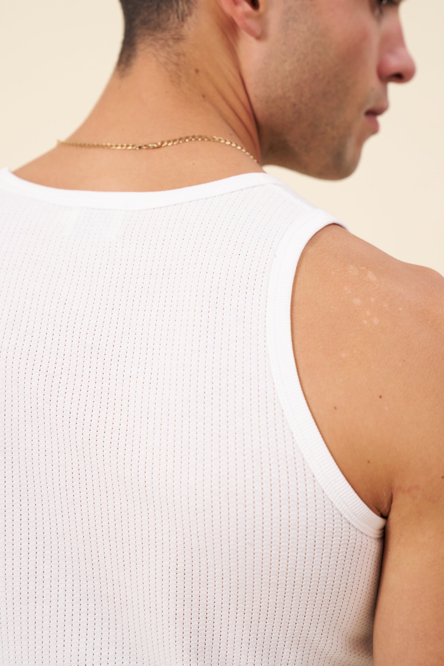 SUSTAIN WHITE CROCHET VEST - 3 PACK