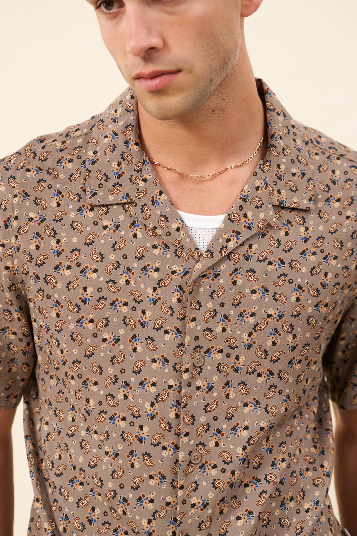 PAISLEY RAYON SHIRT - MUSHROOM