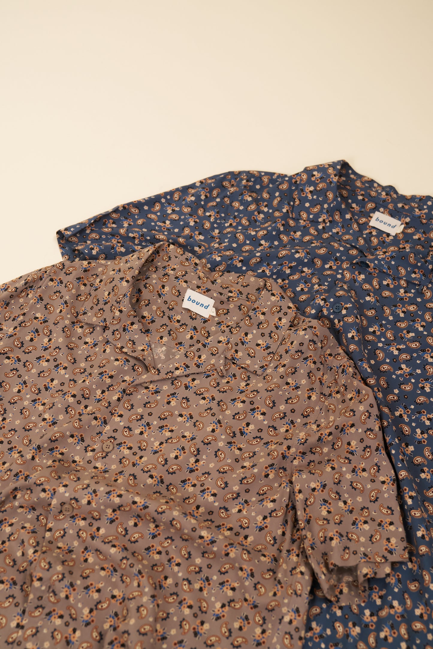PAISLEY RAYON SHIRT - MUSHROOM