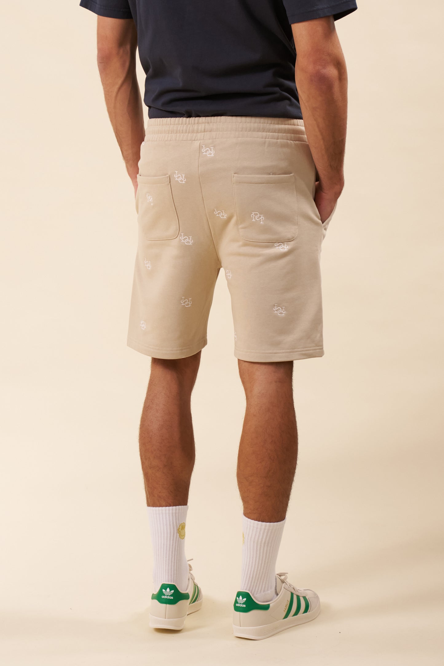LINK EMBROIDERY SWEAT SHORTS - SAND