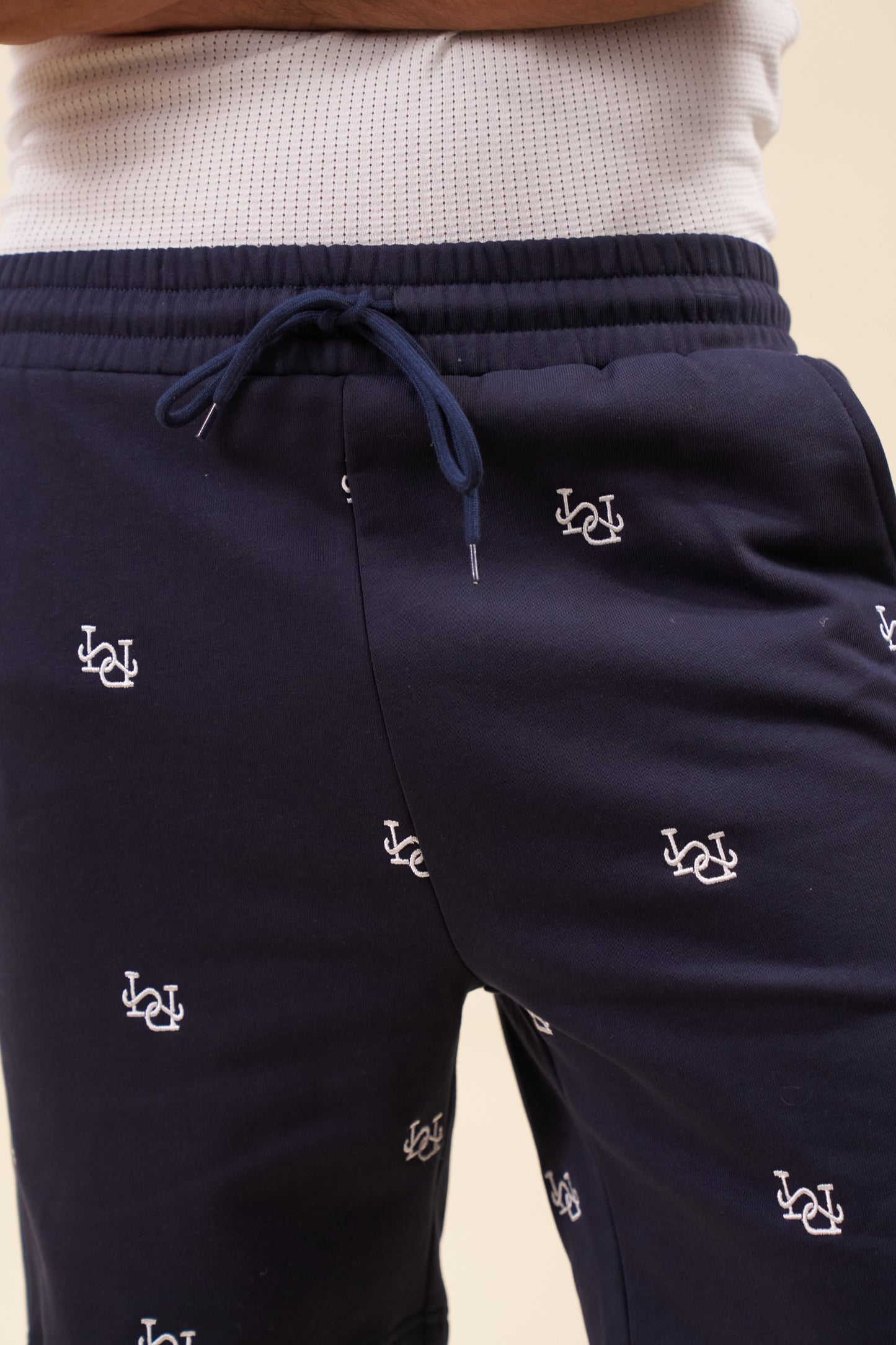 LINK EMBROIDERY SWEAT SHORTS - NAVY