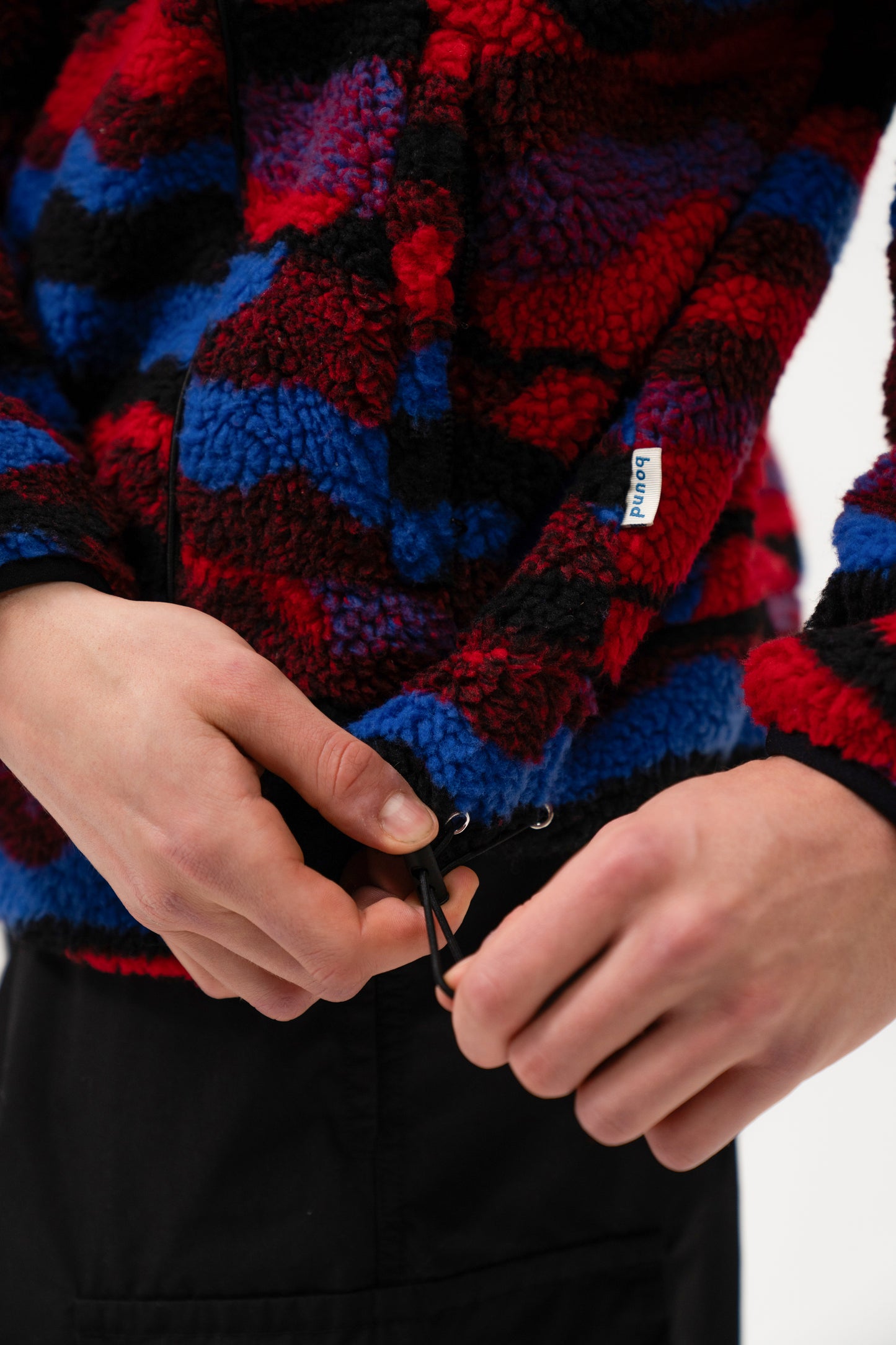 CAMO RETRO PATTERNED FLEECE