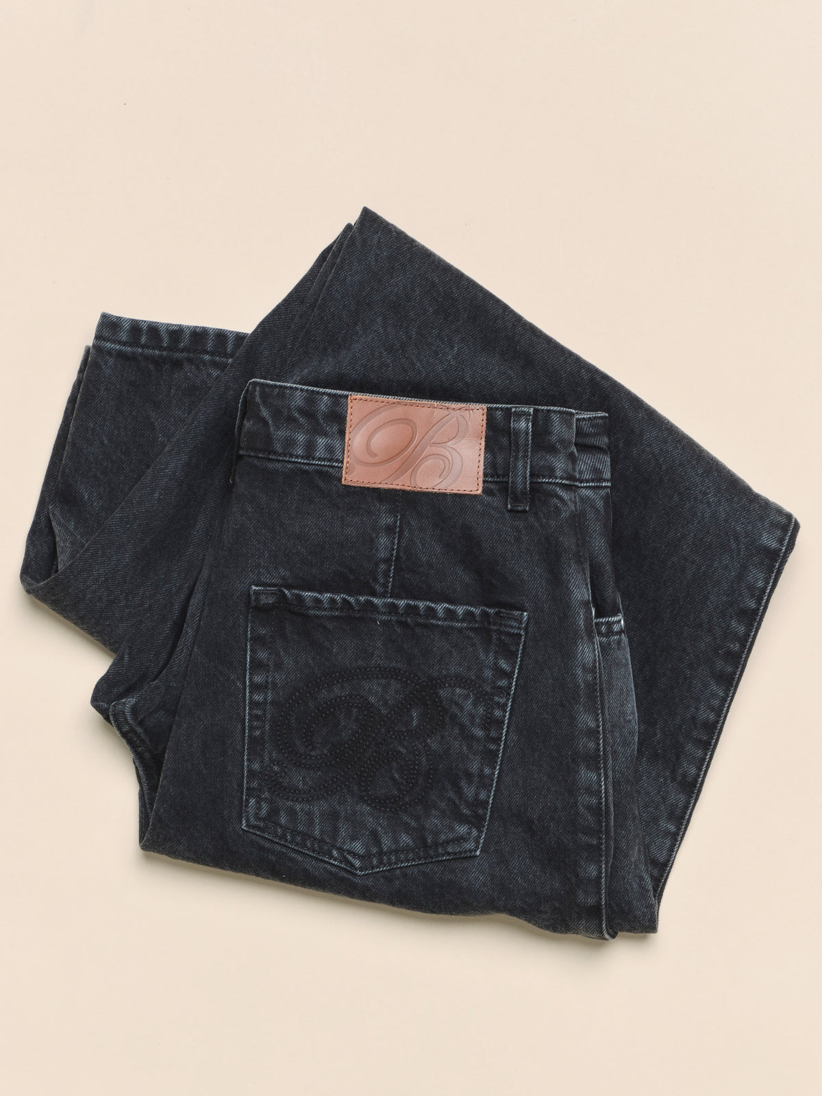 SIGNATURE BARREL LEG DENIM JEAN - WASHED BLACK
