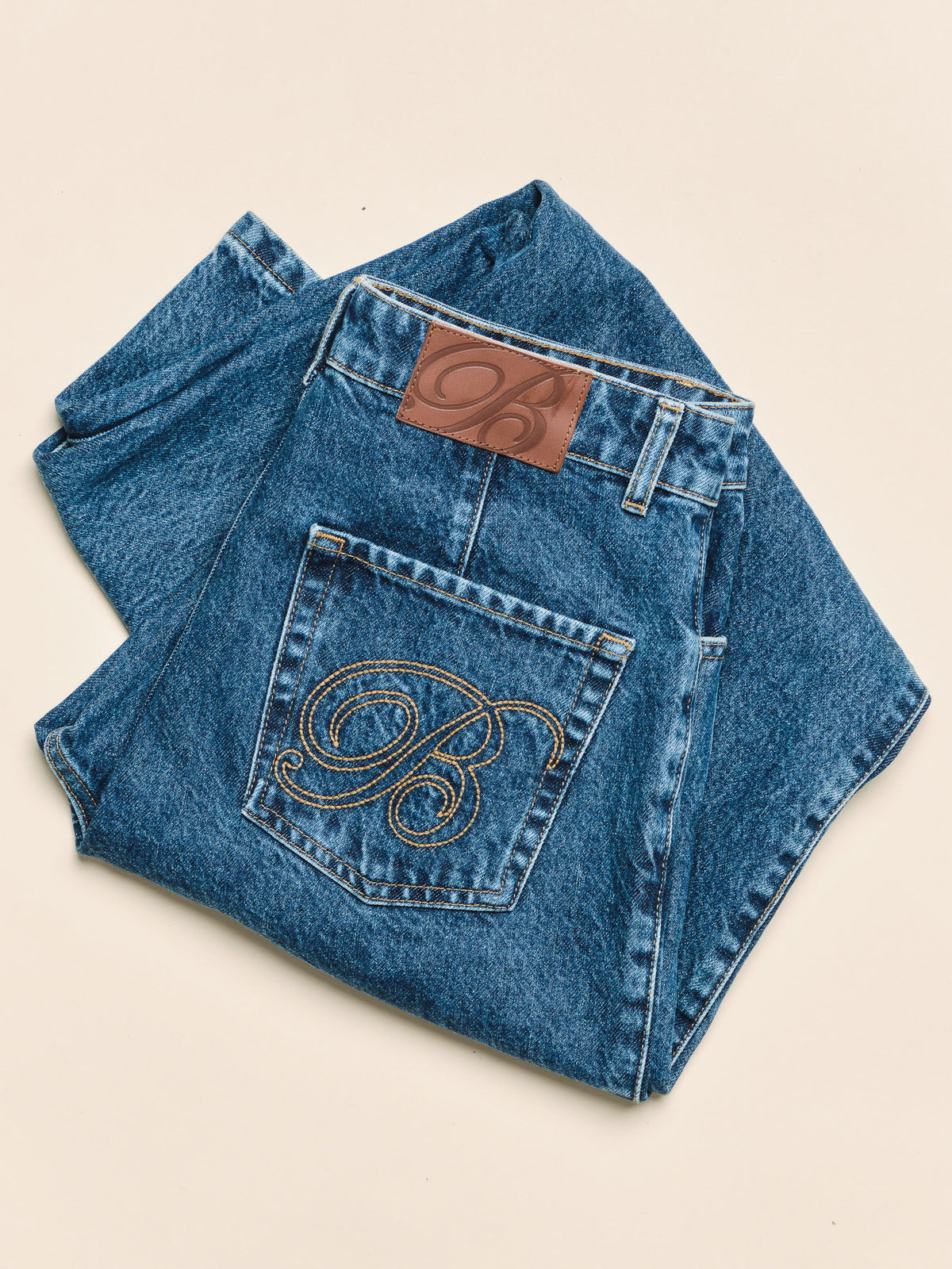 SIGNATURE WILLIAMSBURG DENIM JEAN - MID BLUE