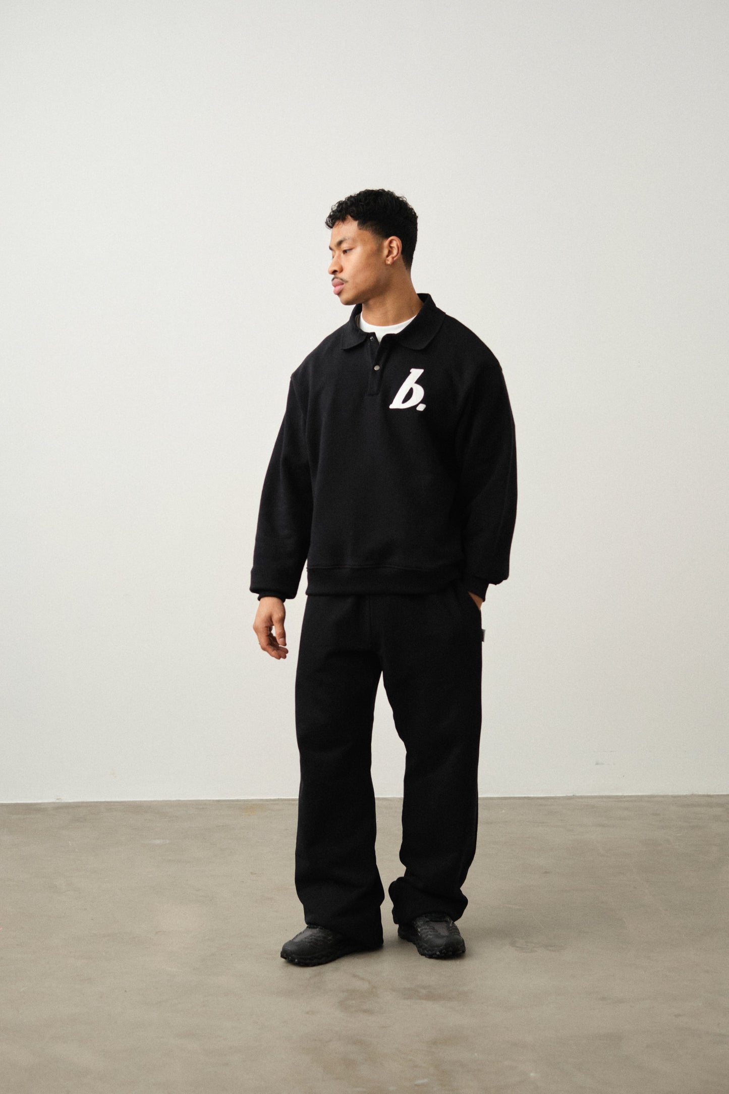 STAMP POLO SWEAT - BLACK