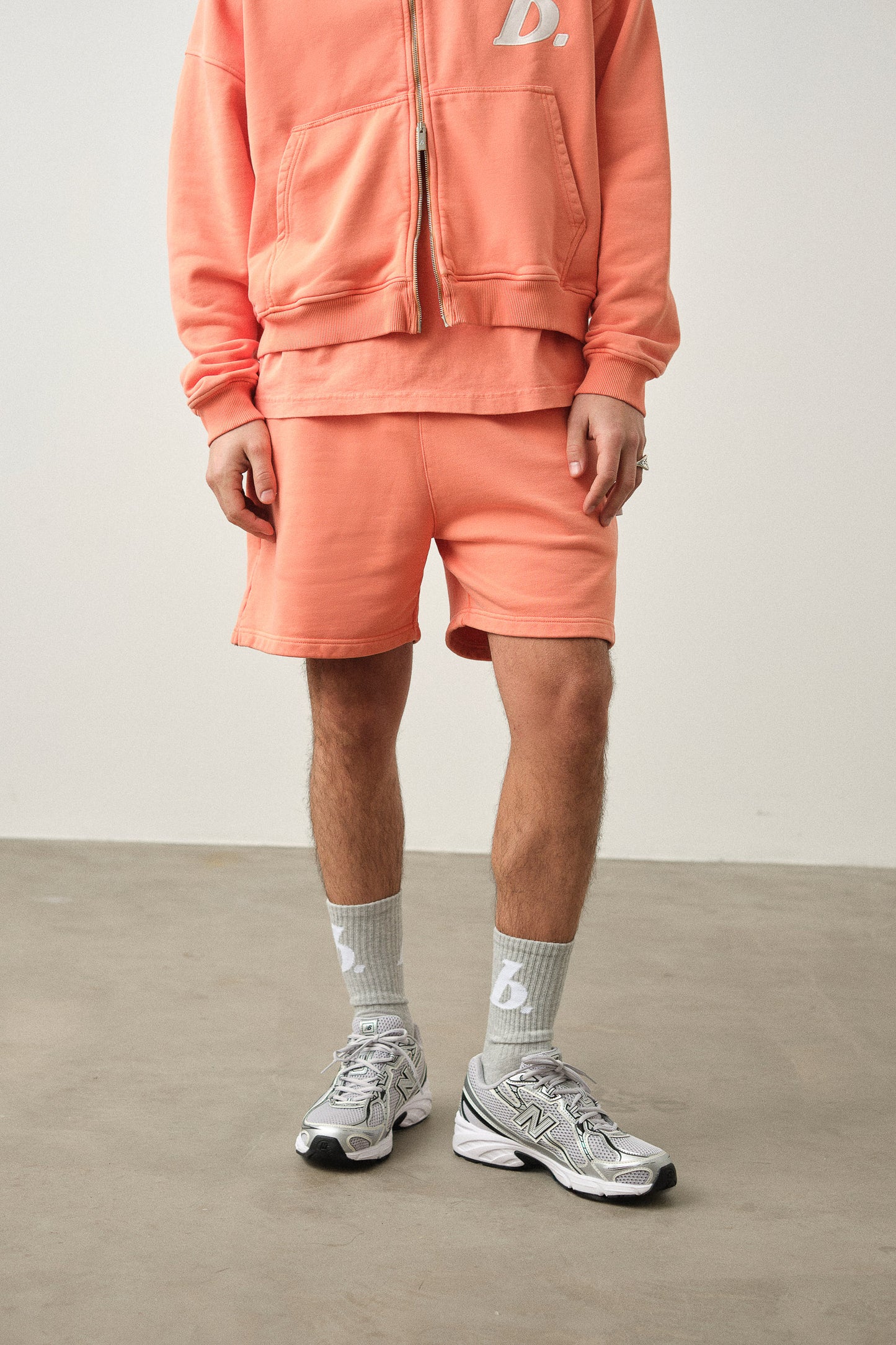 STAMP JOGGER SHORTS - WASHED PEACH