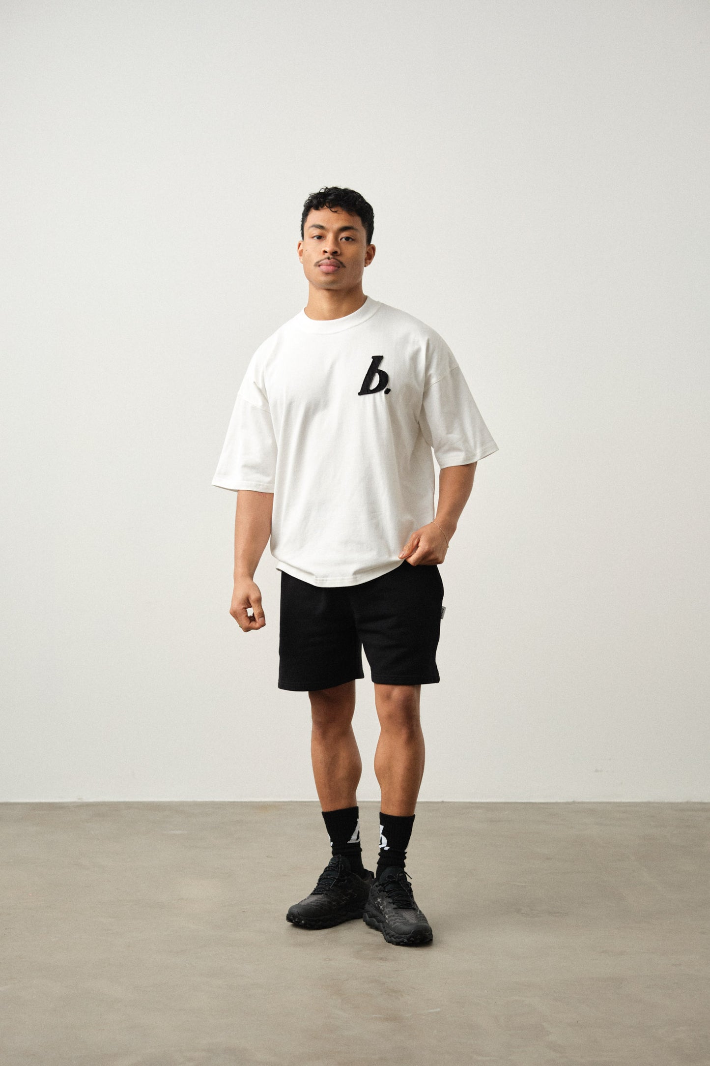 STAMP BOXY TEE - WHITE