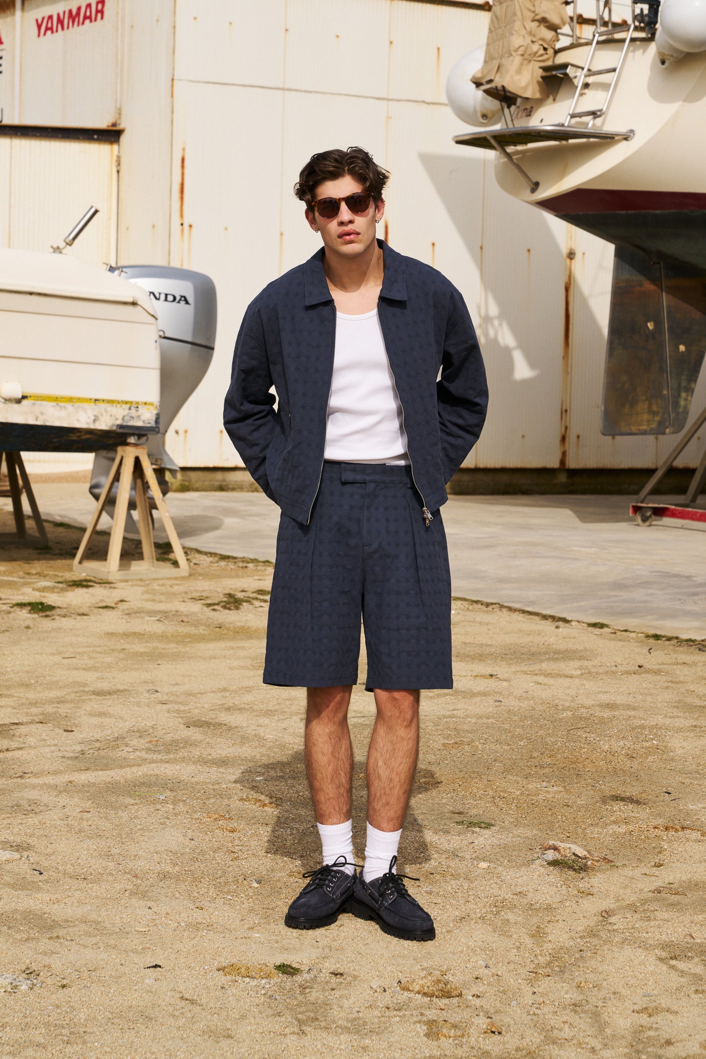 EMBROIDERED RIBIERA SHORTS - NAVY
