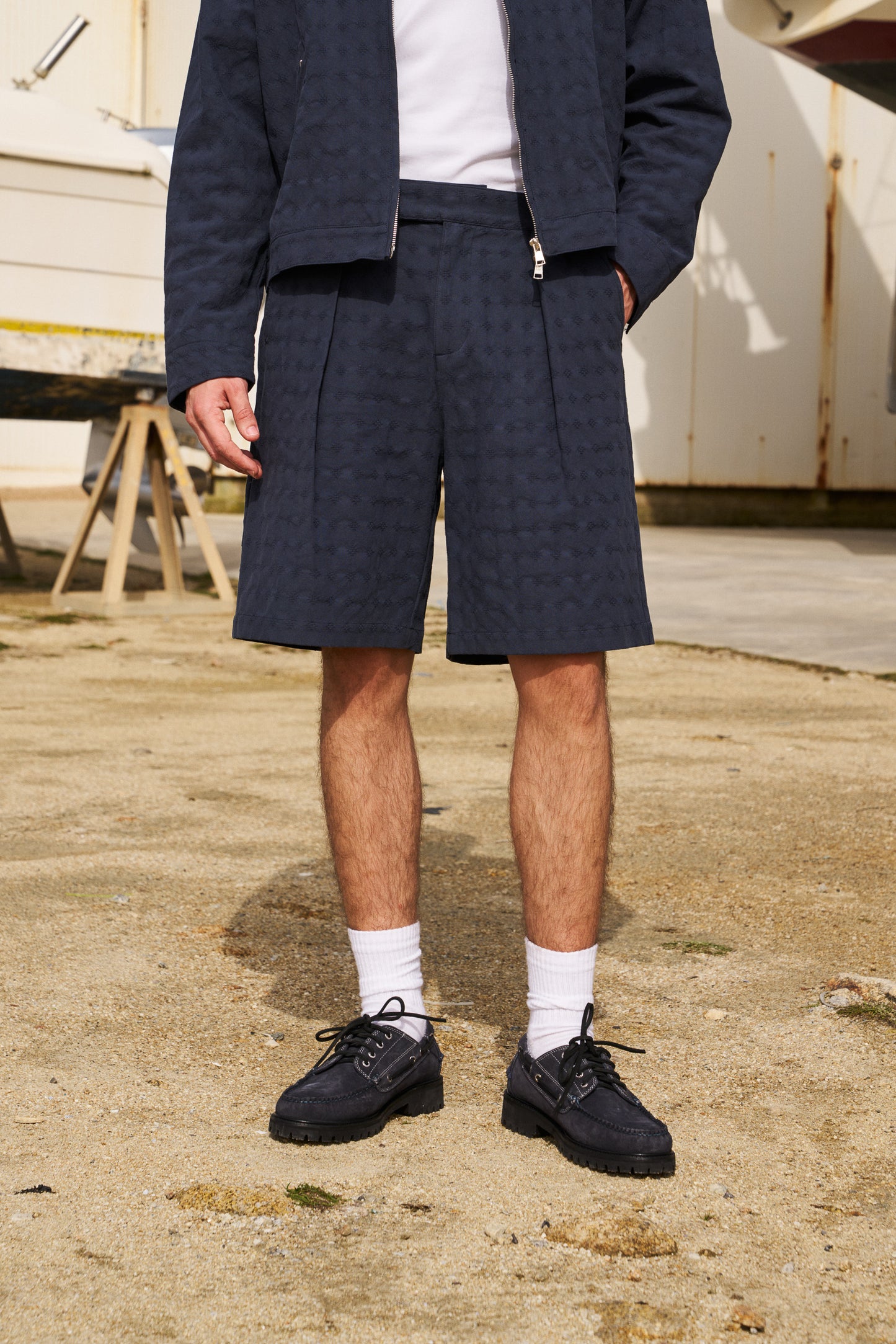 EMBROIDERED RIBIERA SHORTS - NAVY
