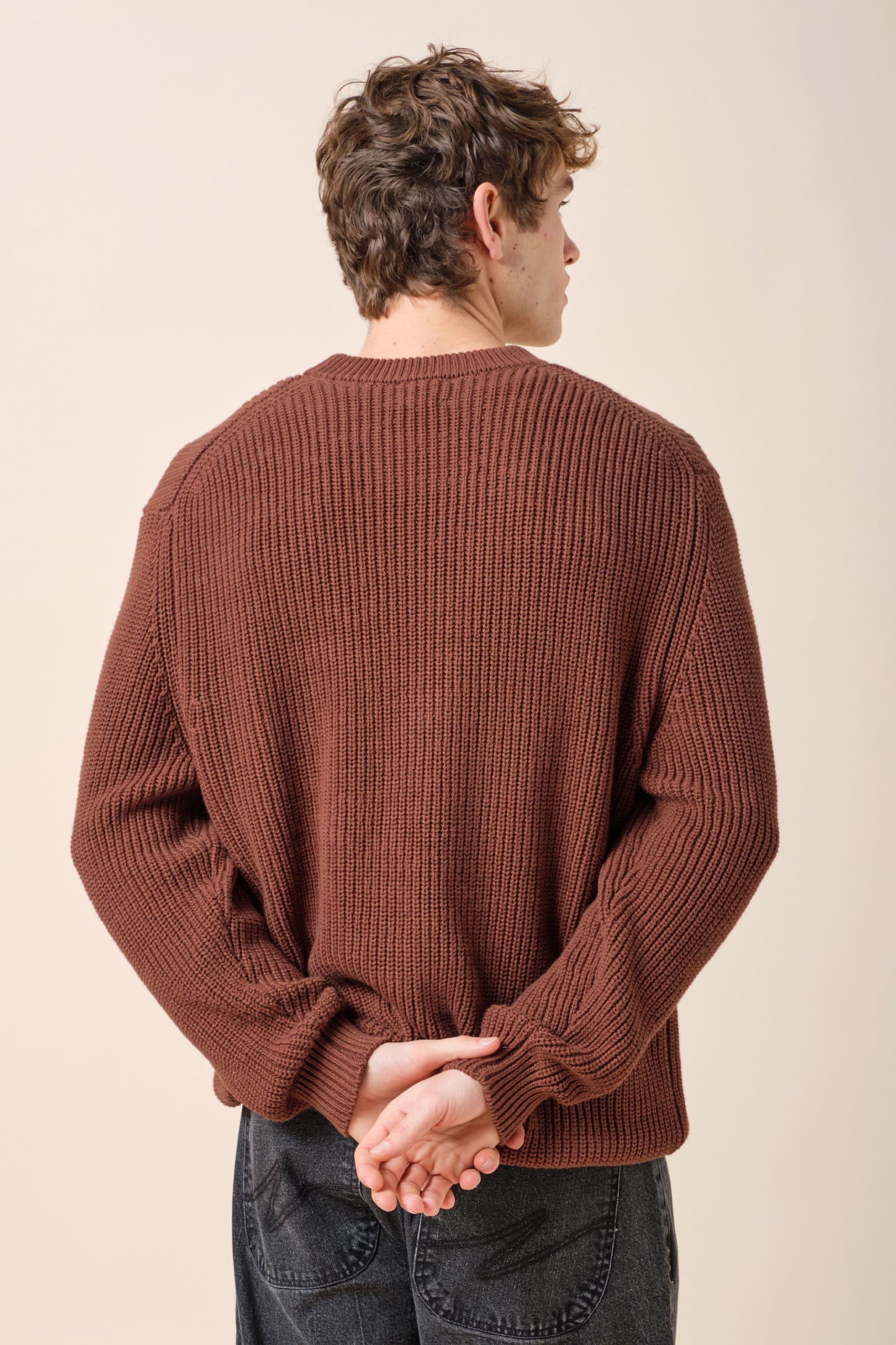 RETRO FISHERMAN RIB KNIT SWEATER - BROWN