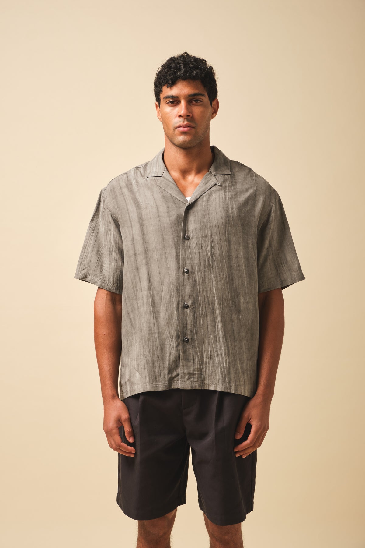 FADED VINTAGE CRINKLE SHIRT - BLACK