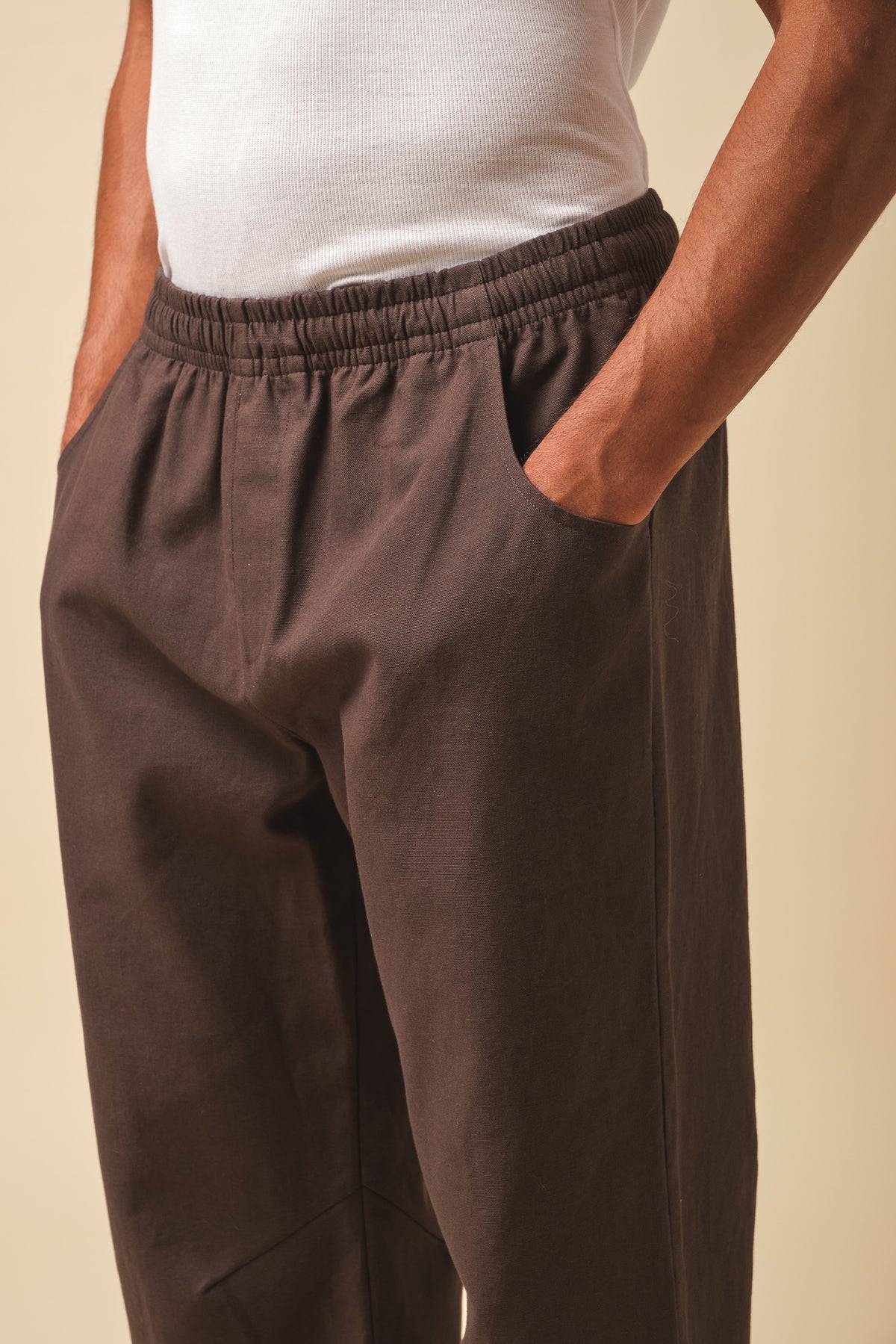CANVAS RELAXED TROUSER - BROWN