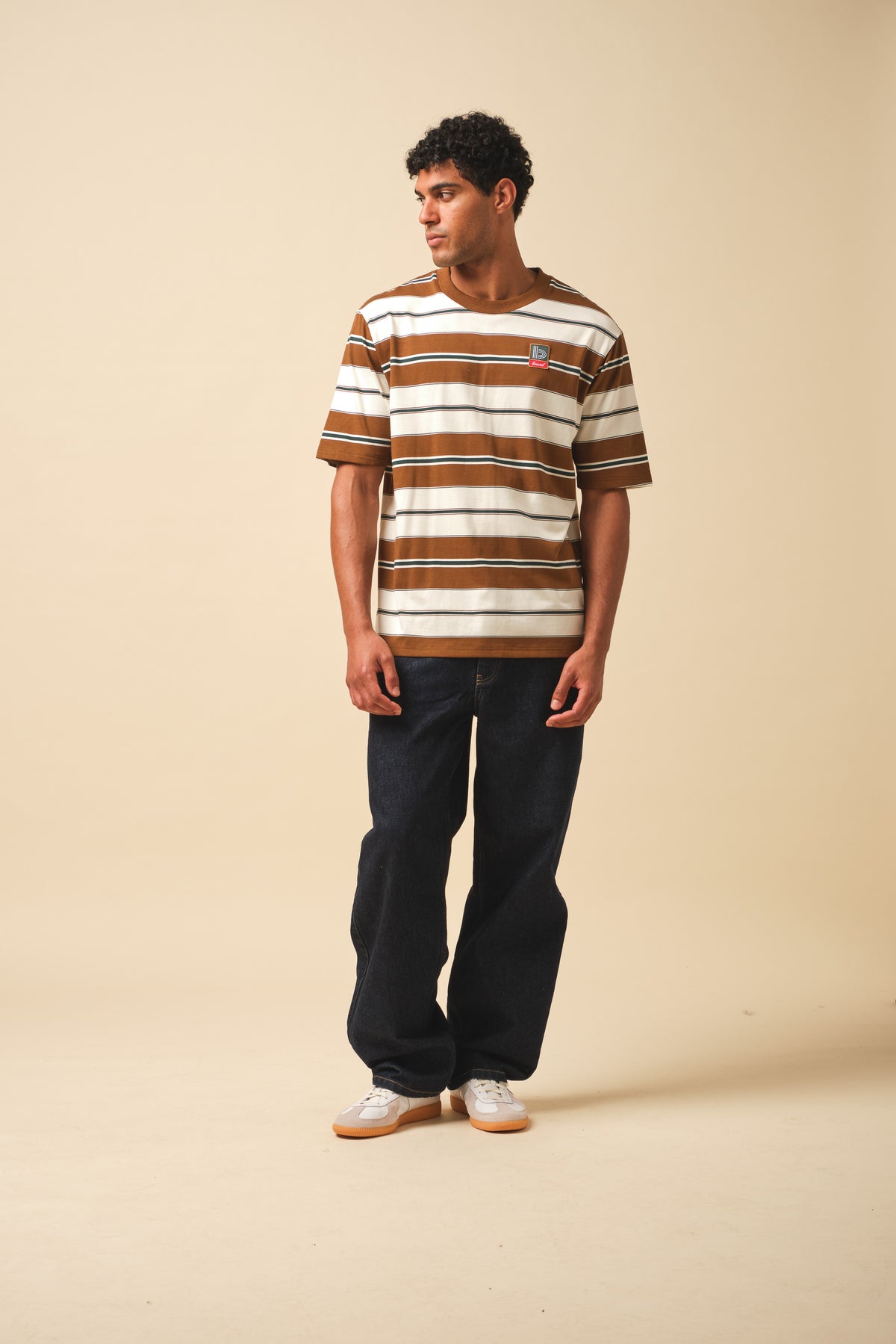 RETRO STRIPE PATCH TEE - BROWN