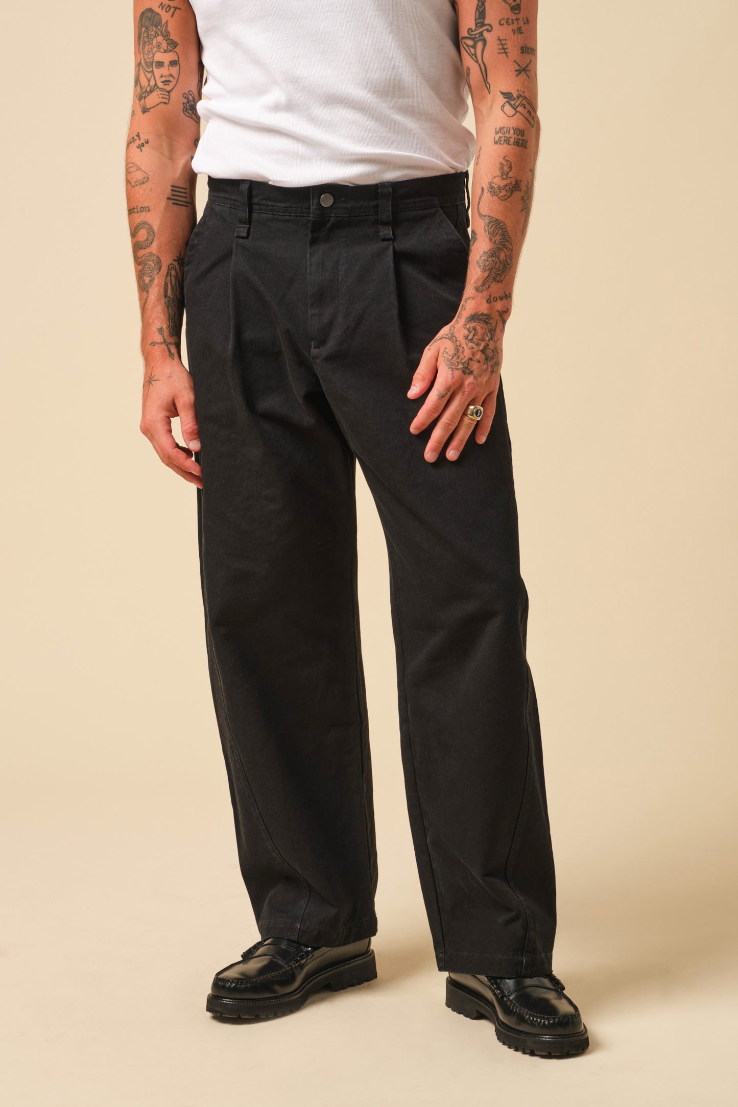 FREDDIE WIDE LEG PANELLED CANVAS TROUSER - BLACK