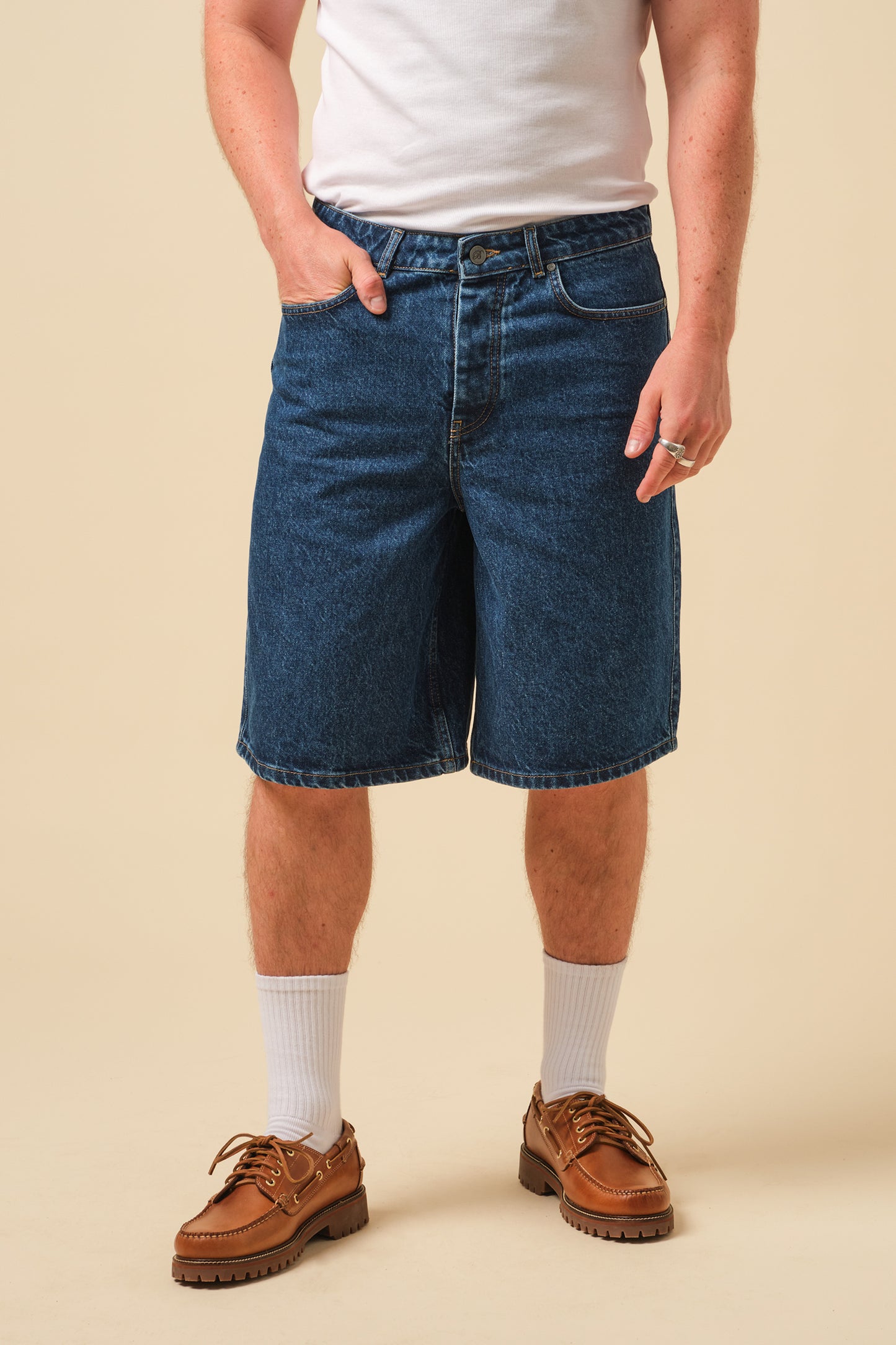 SIGNATURE DENIM JORTS - MID BLUE