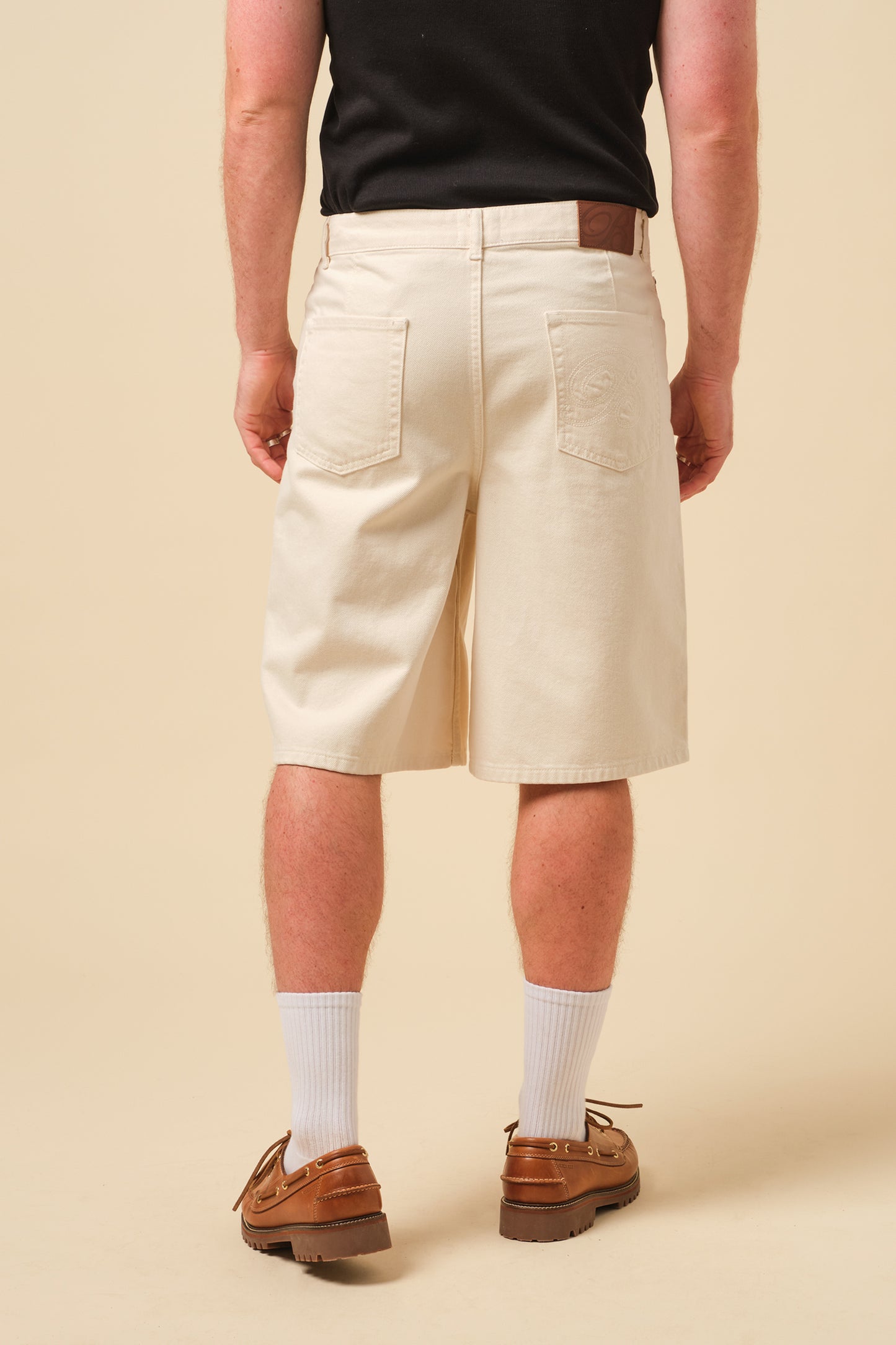SIGNATURE DENIM JORTS - ECRU