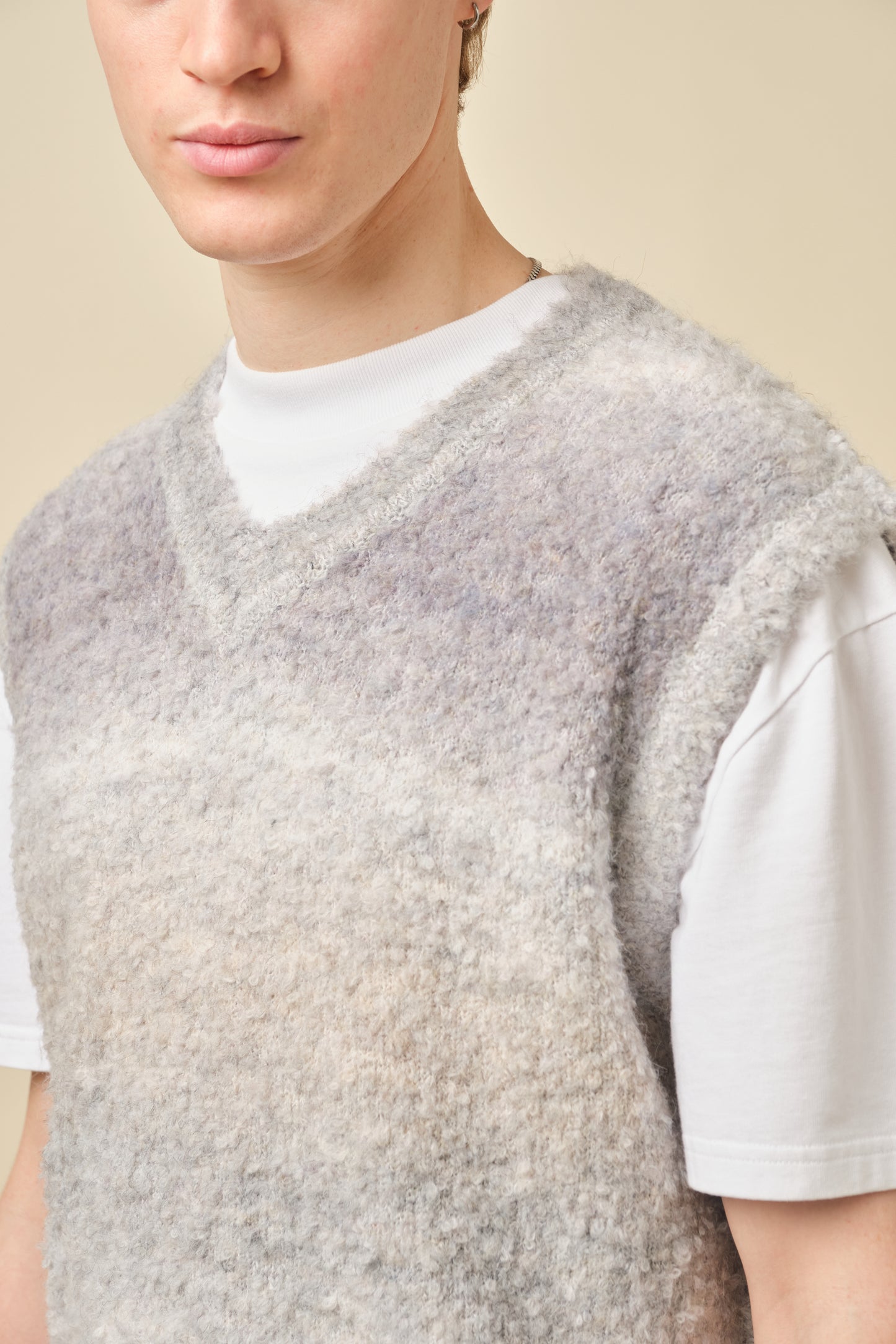 BOUCLE GRADIENT V-NECK KNIT VEST - ASH
